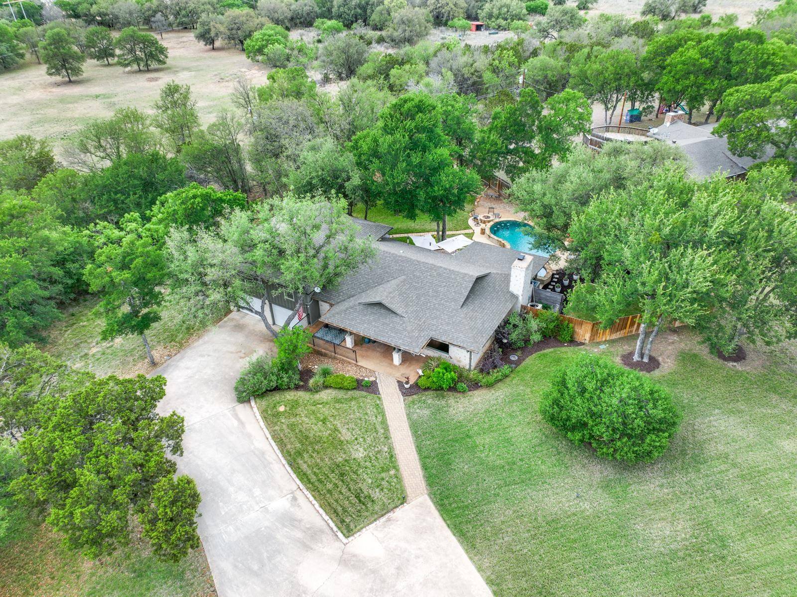 3106 W Oak Ridge DR, Marble Falls, TX 78654
