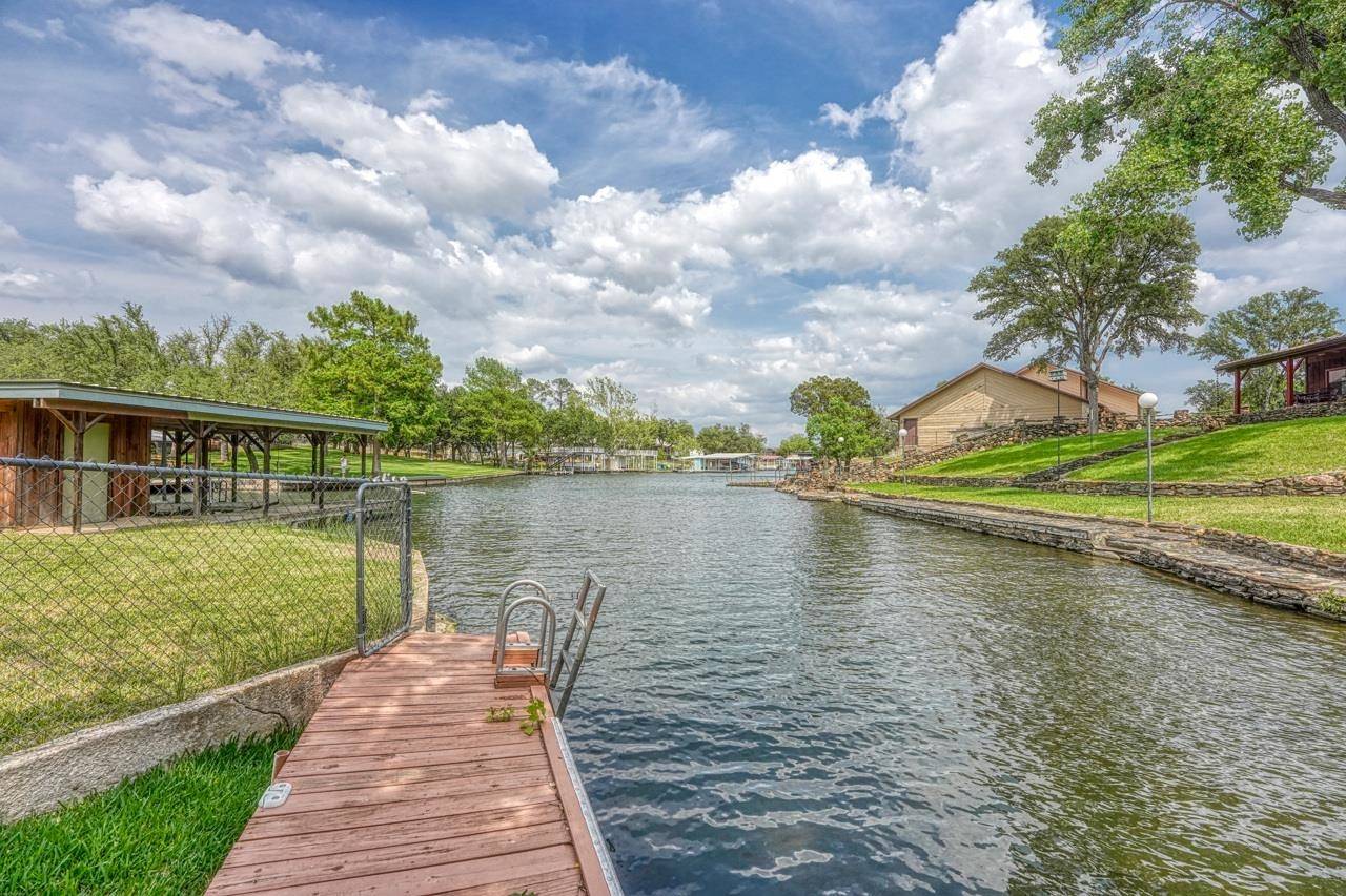 221 Sunrise Dr., Sunrise Beach, TX 78643