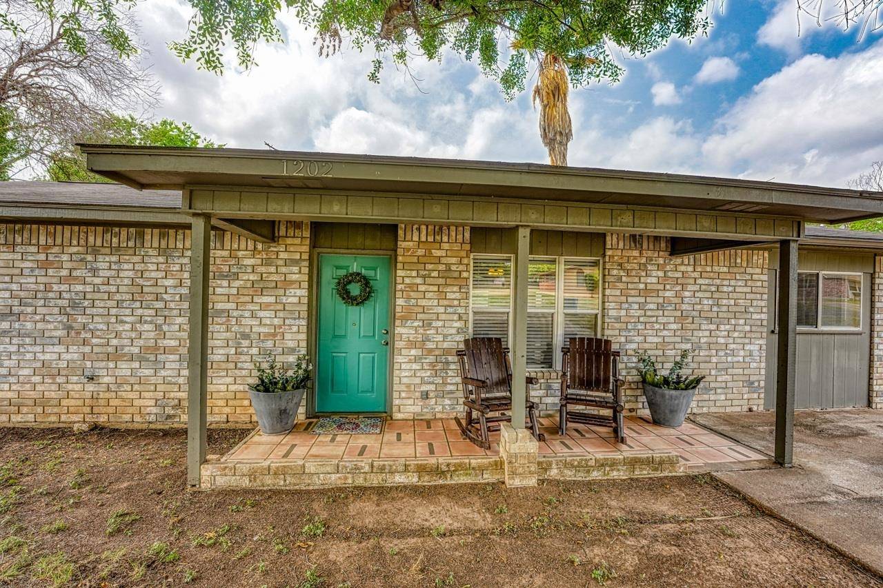 1202 Ash Dr, Marble Falls, TX 78654