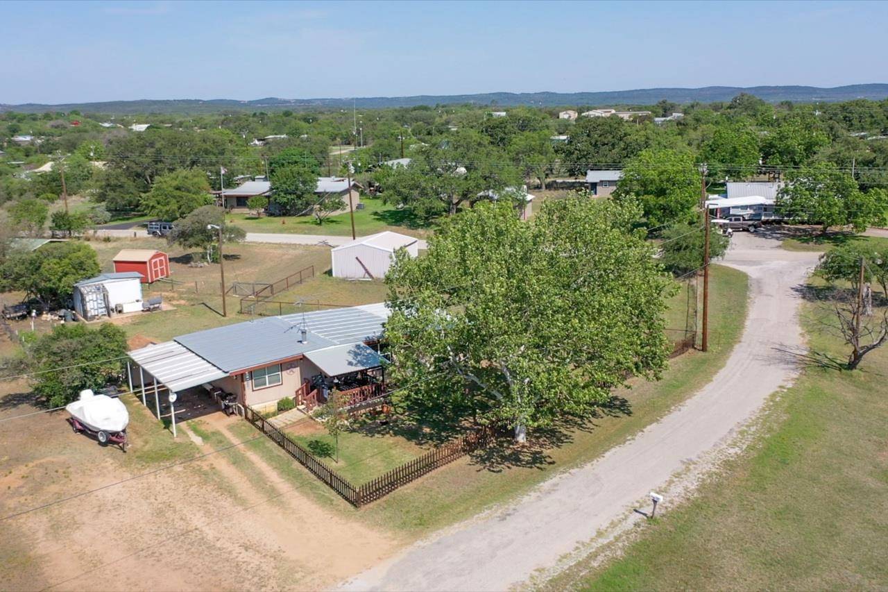1415 Bee Ln., Tow, TX 78672