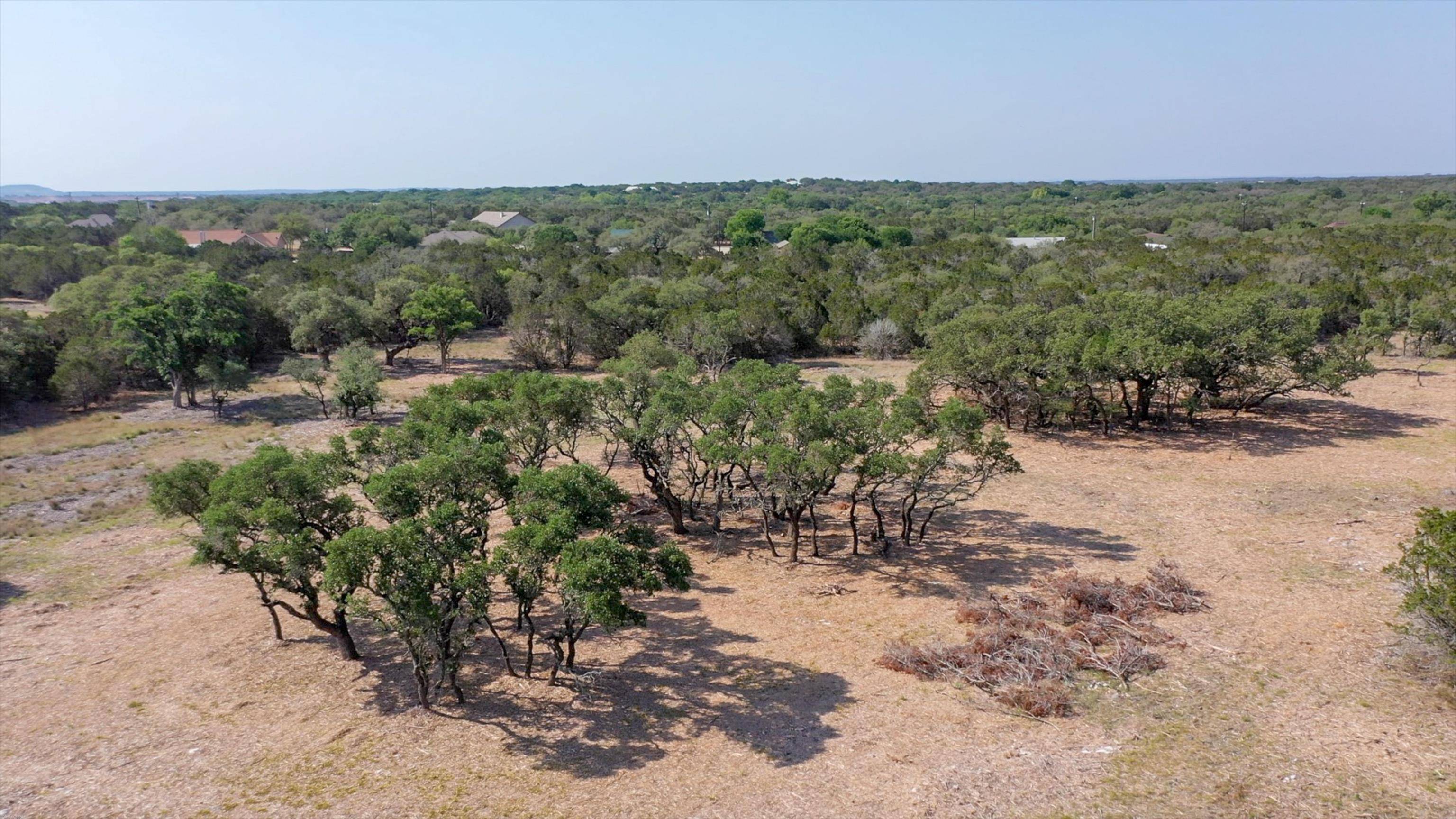 221 Wandering Oaks CIR, Burnet, TX 78611