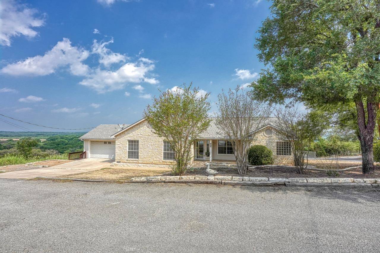100 Hillside Lane, Horseshoe Bay, TX 78657