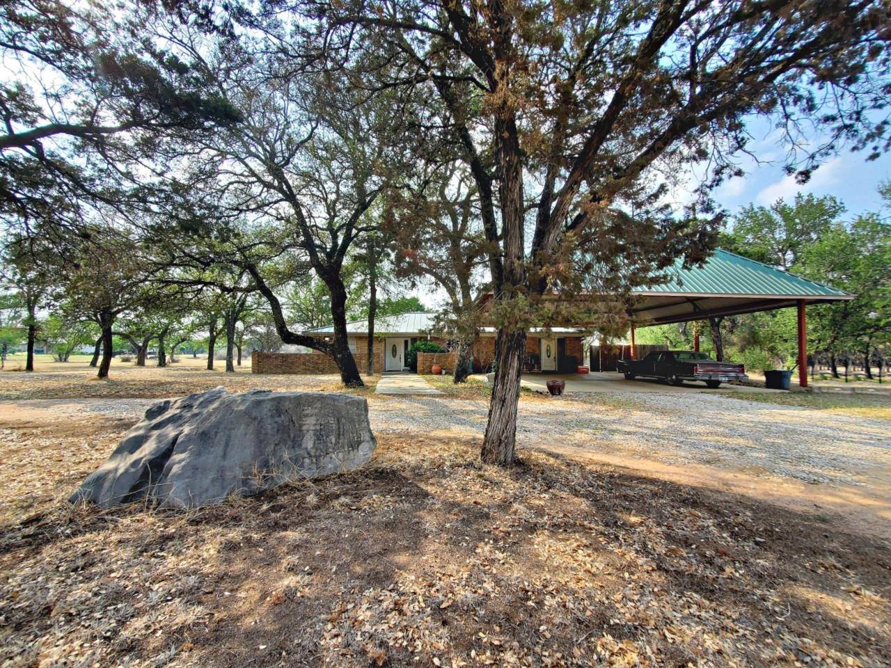 2906 Mormon Mill, Marble Falls, TX 78654