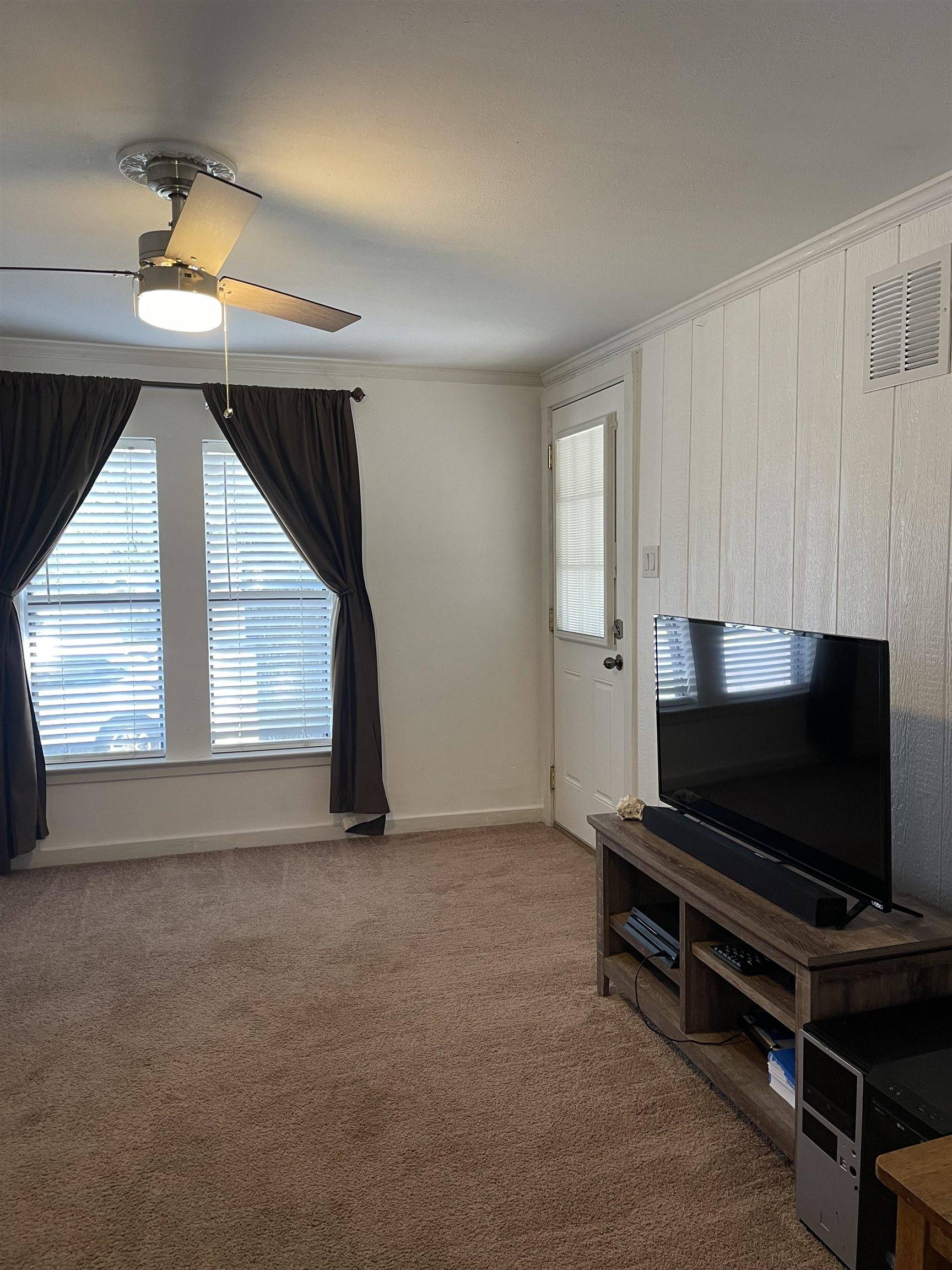 302 N Arnold, Lampasas, TX 76550