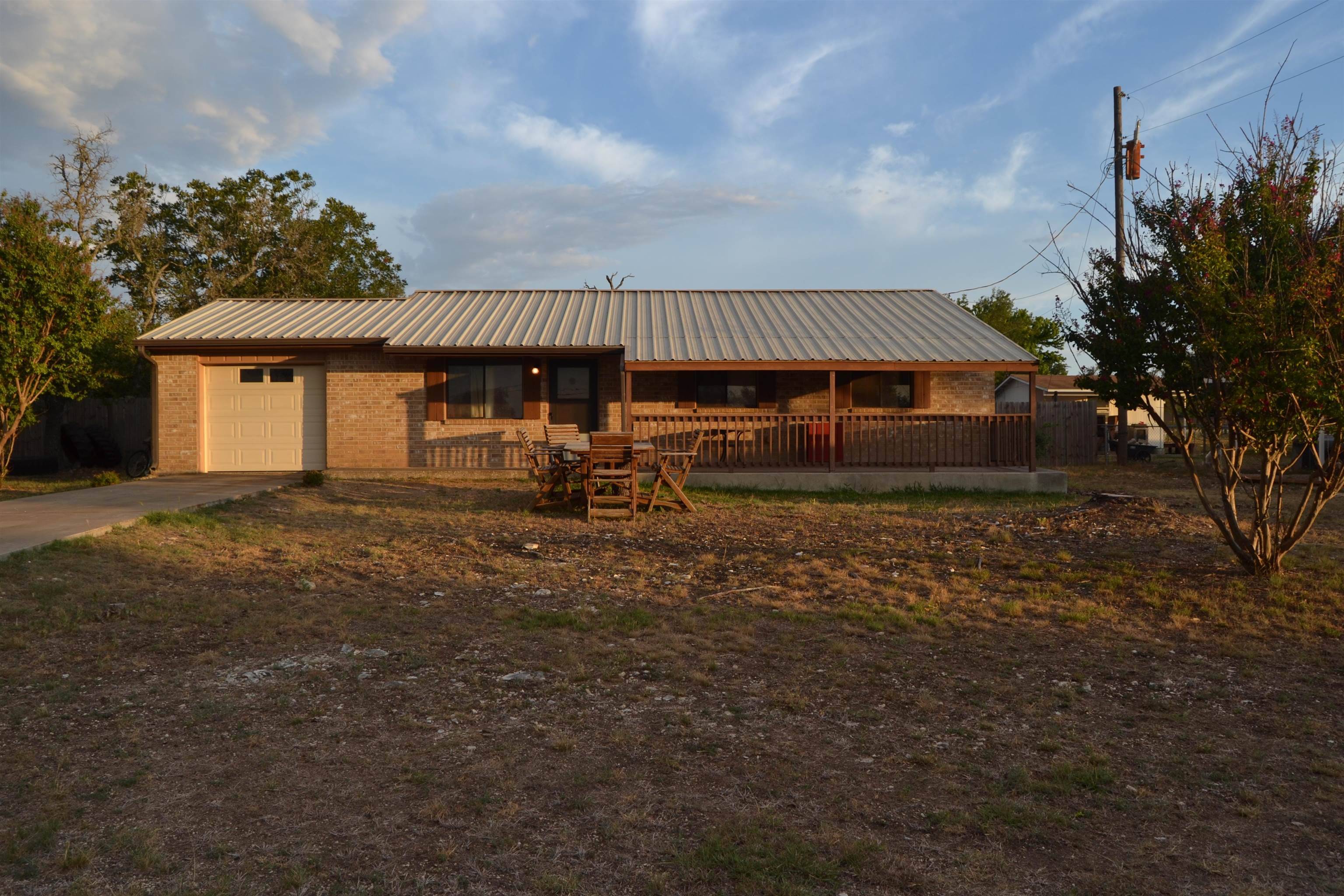 145 quail RUN, Out Of Area, TX 78631