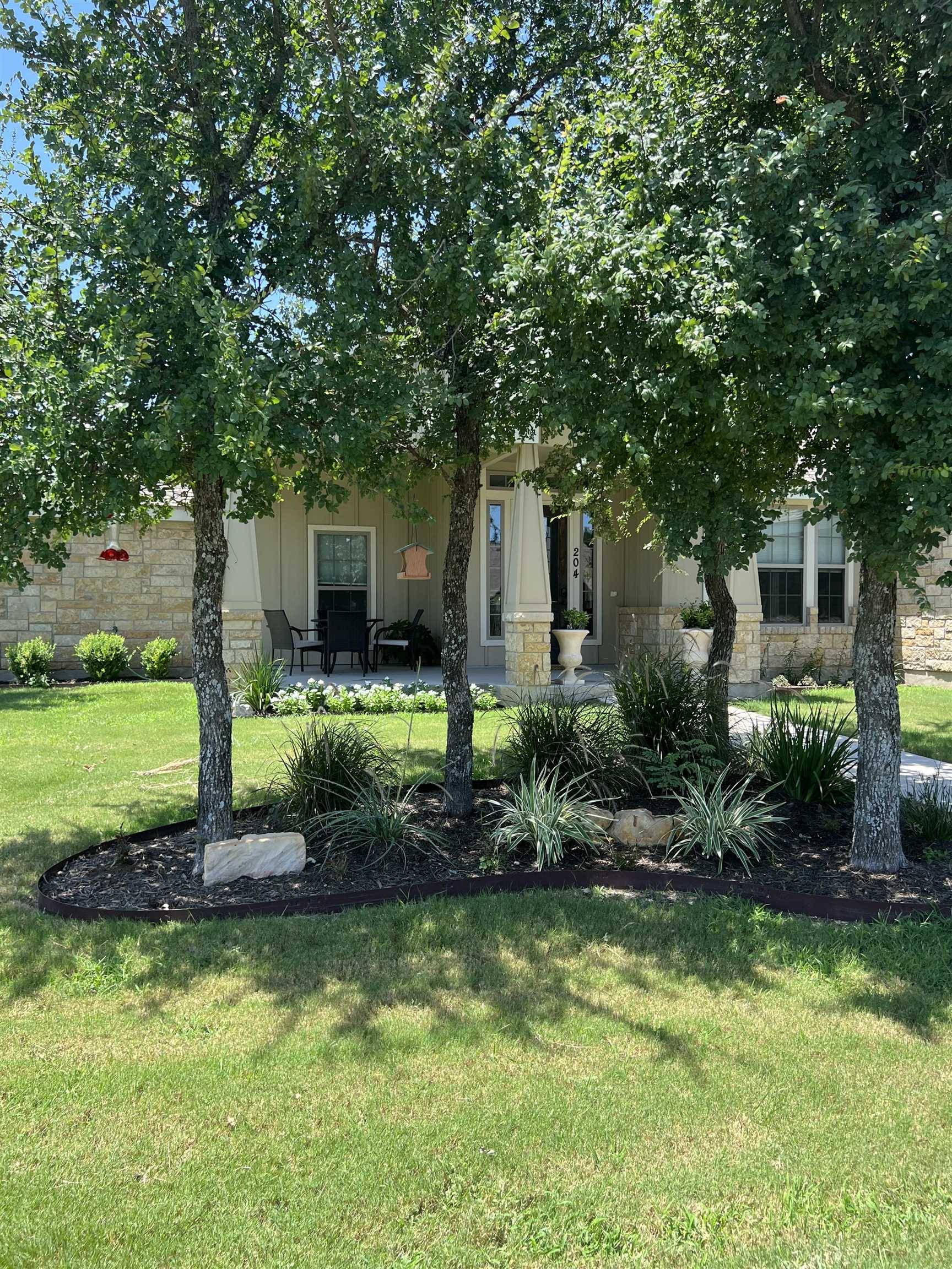 204 Buckingham, Marble Falls, TX 78654-4228