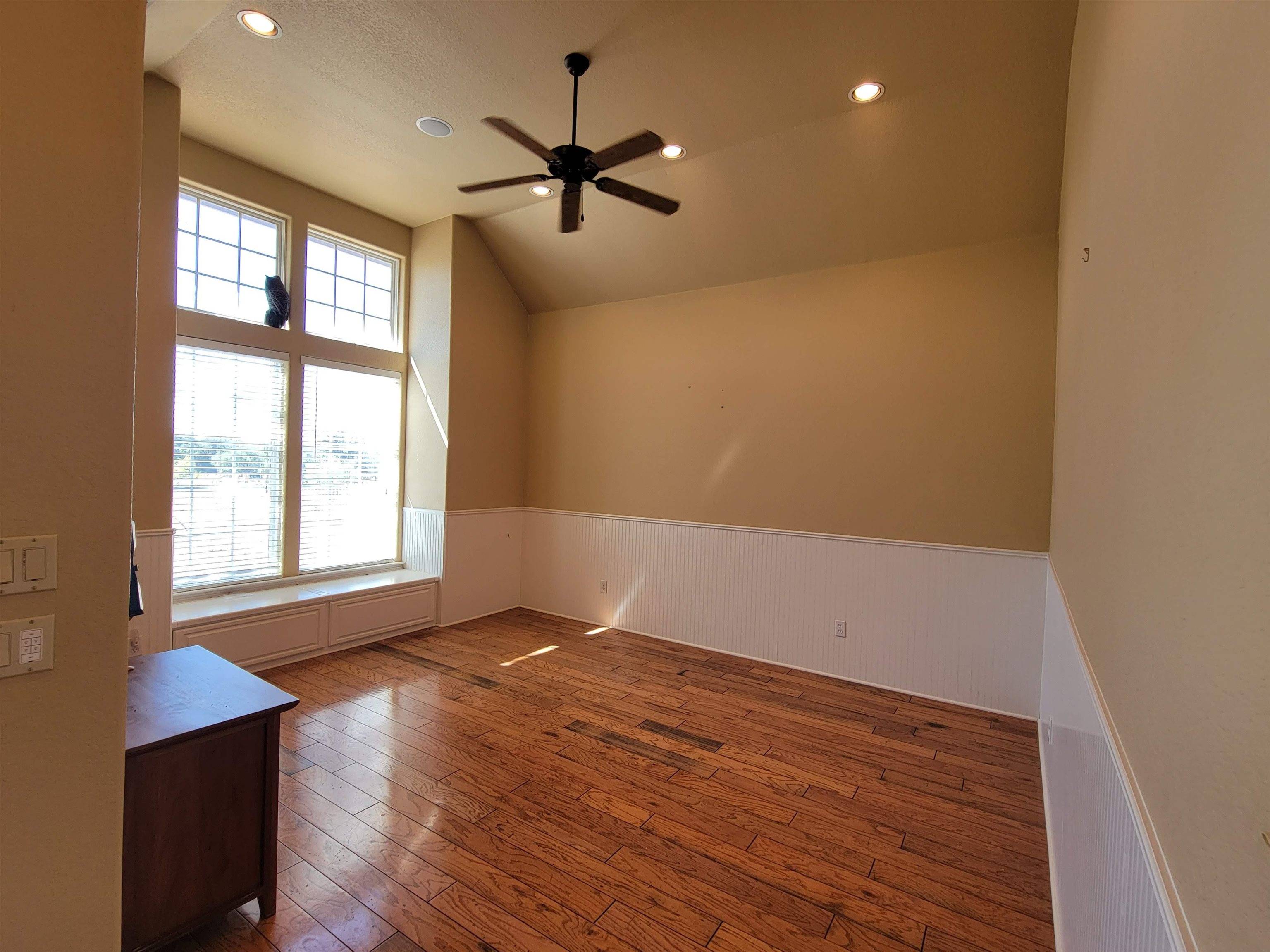 601 Twisted Oaks, Horseshoe Bay, TX 78657