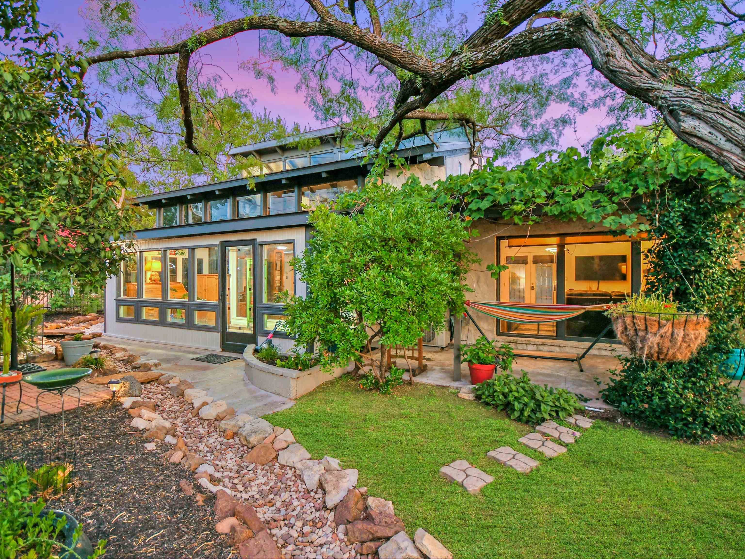 107 Woodhill, Horseshoe Bay, TX 78657
