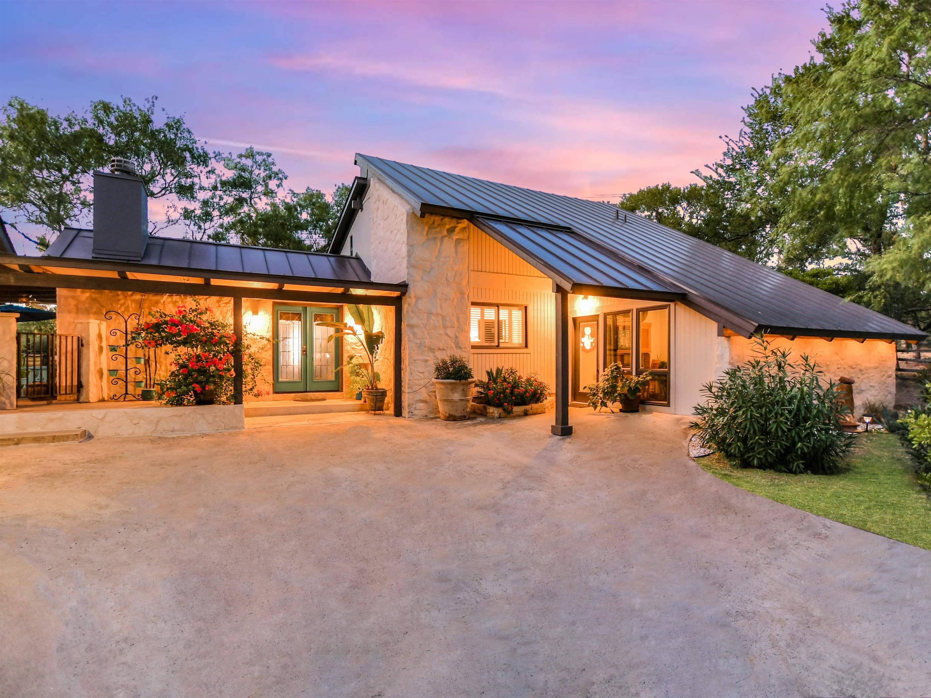 107 Woodhill, Horseshoe Bay, TX 78657