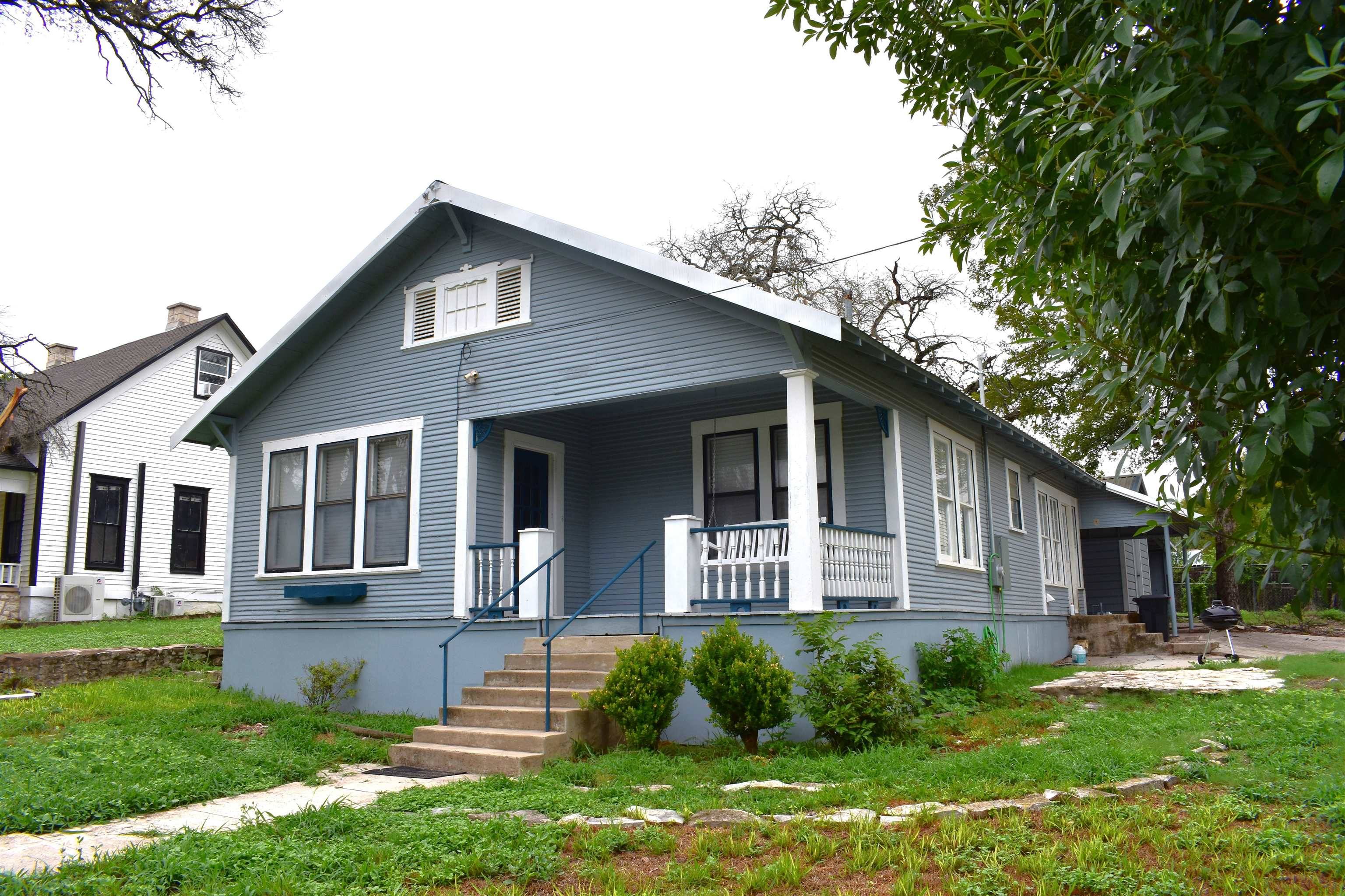 305 W 4Th St, Lampasas, TX 76550
