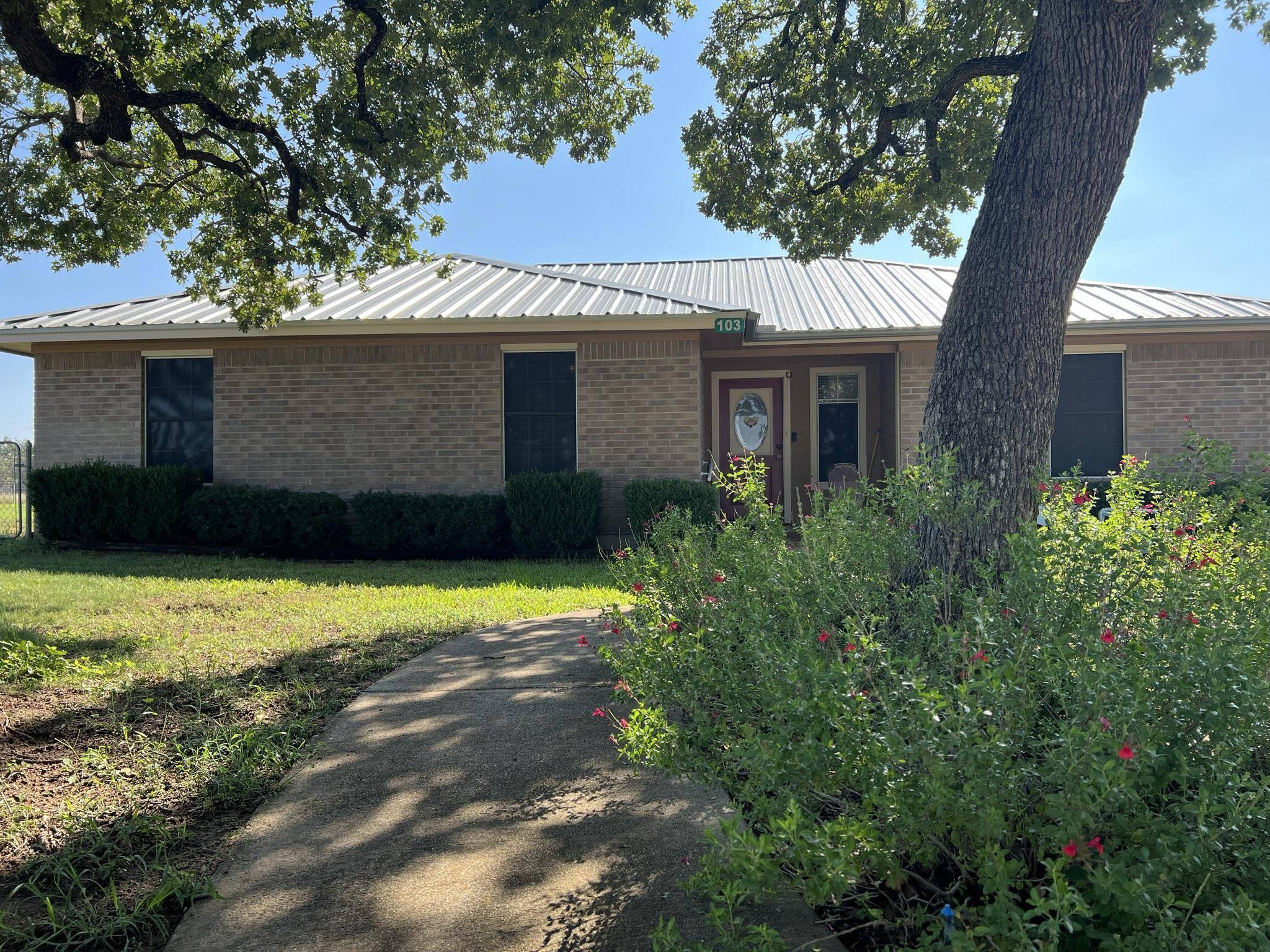 103 Indian Blanket TRL, Marble Falls, TX 78654-7832