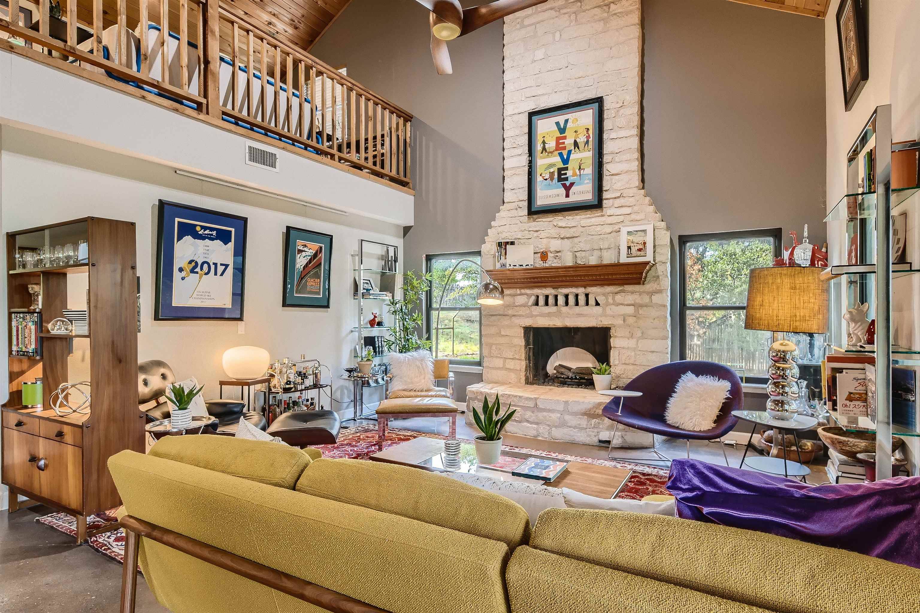 315 S Canyonwood DR, Dripping Springs, TX 78620