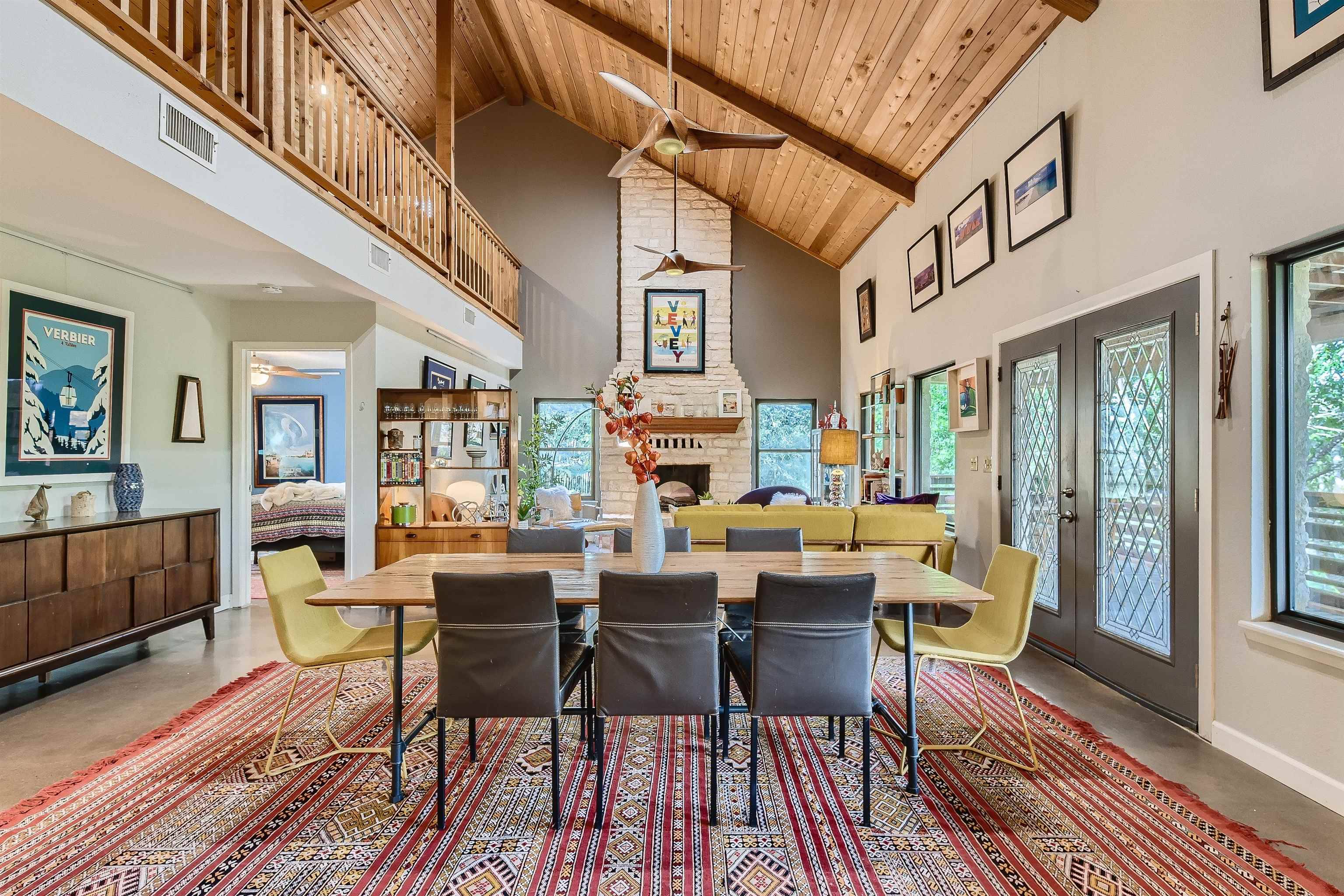 315 S Canyonwood DR, Dripping Springs, TX 78620