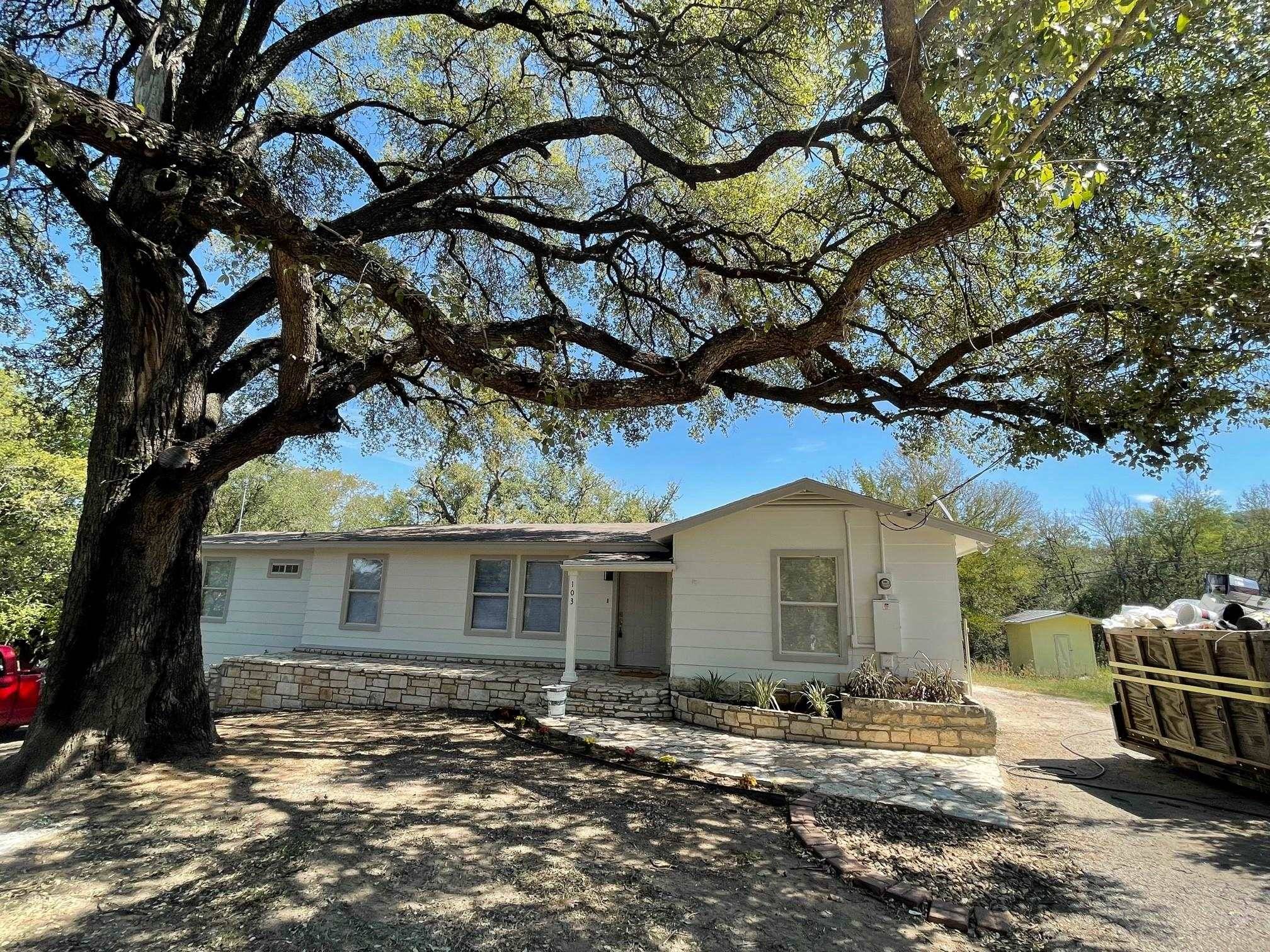 103 Grapevine, Marble Falls, TX 78657