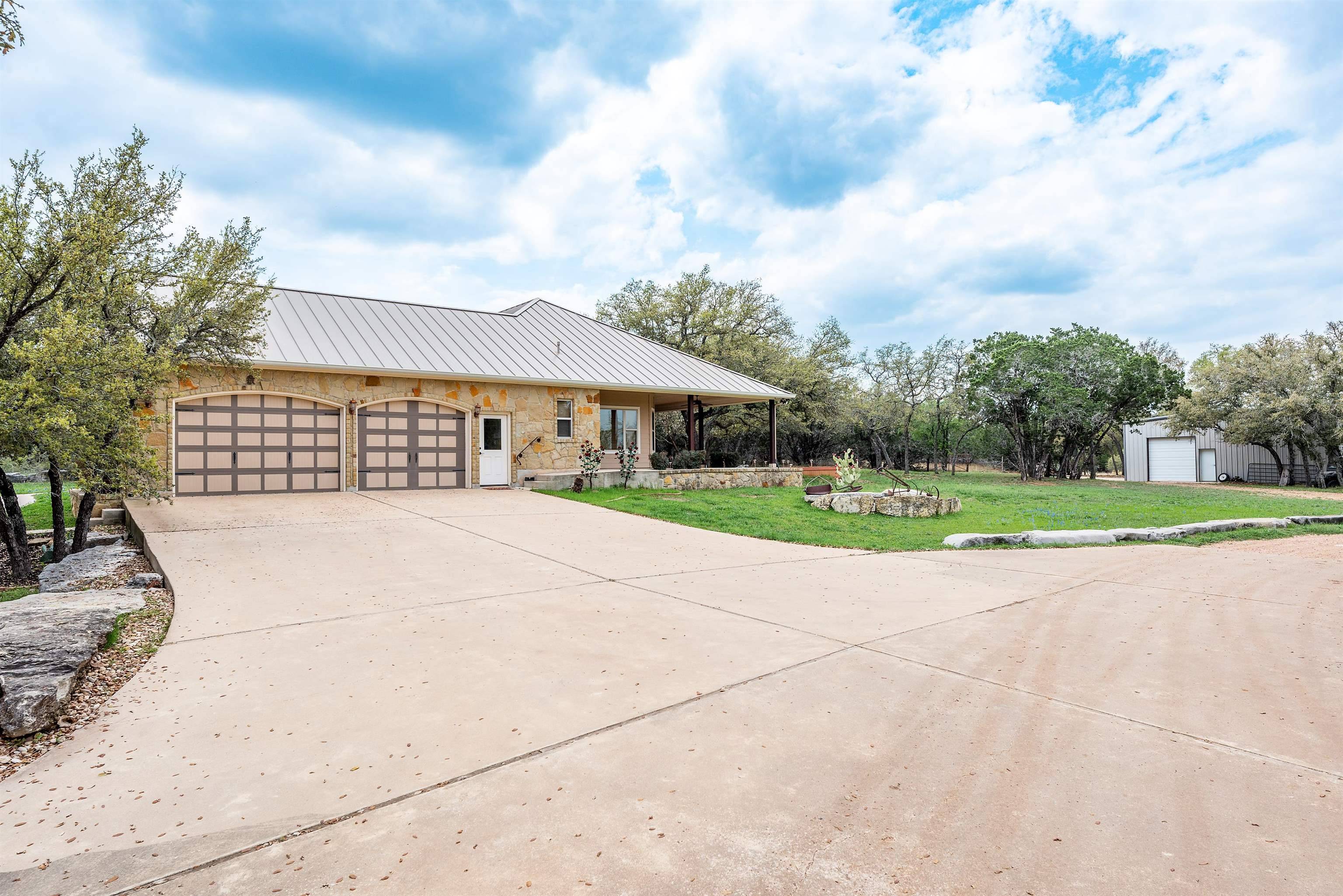 3502 Mormon Mill RD, Marble Falls, TX 78654