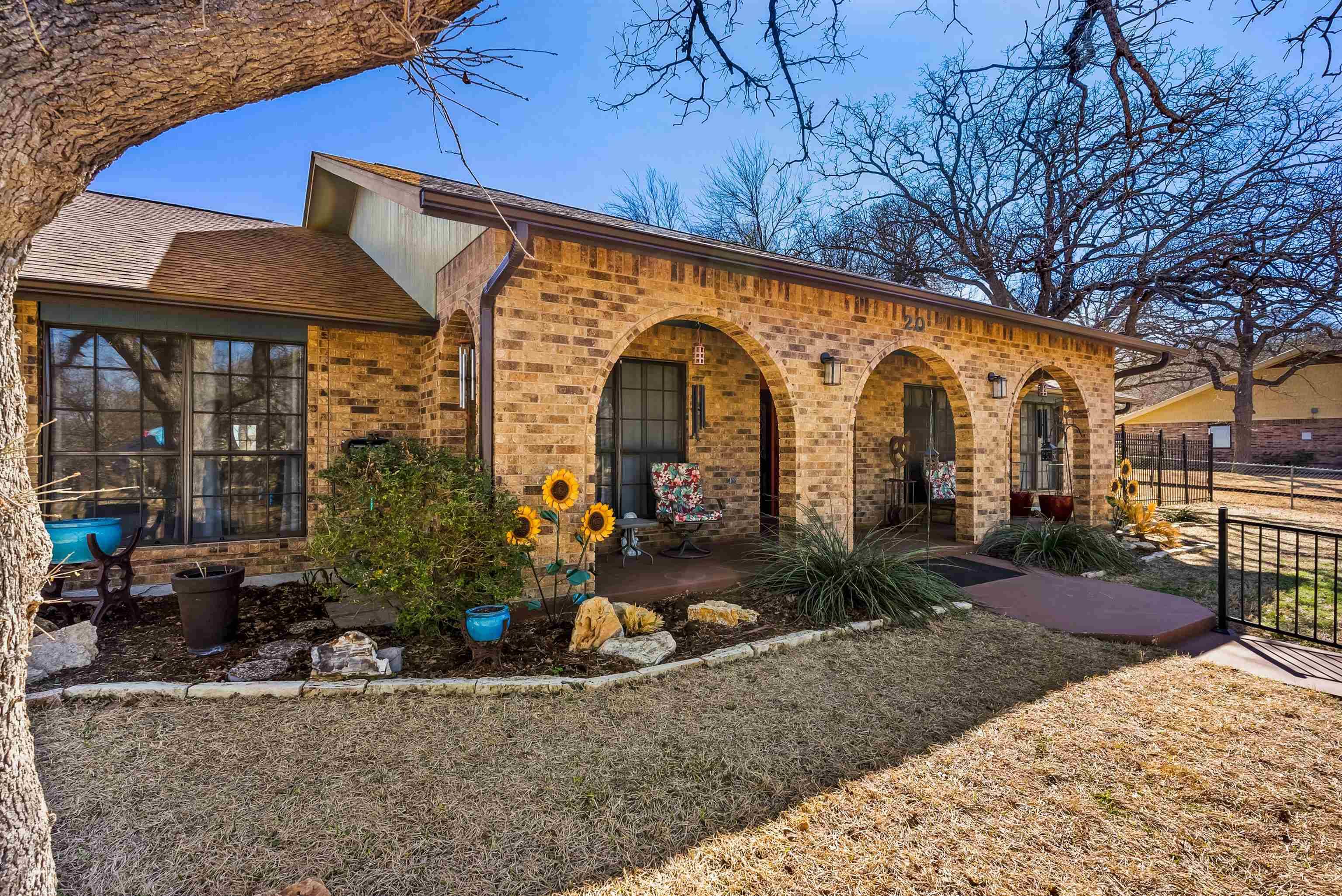 20 Caprice LN, Lampasas, TX 76550