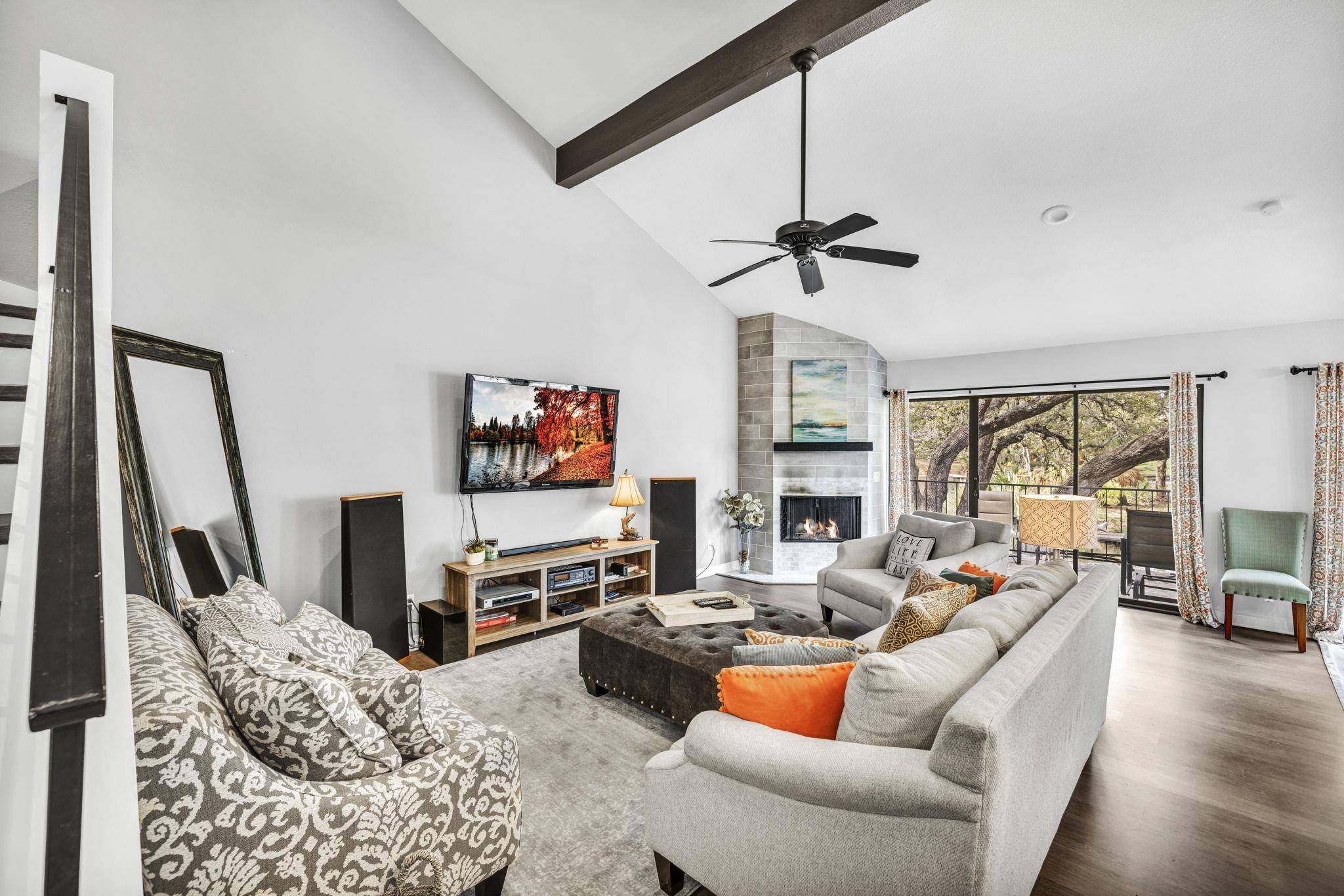 104 Horseshoe Bay Blvd. #8, Horseshoe Bay, TX 78657-0000