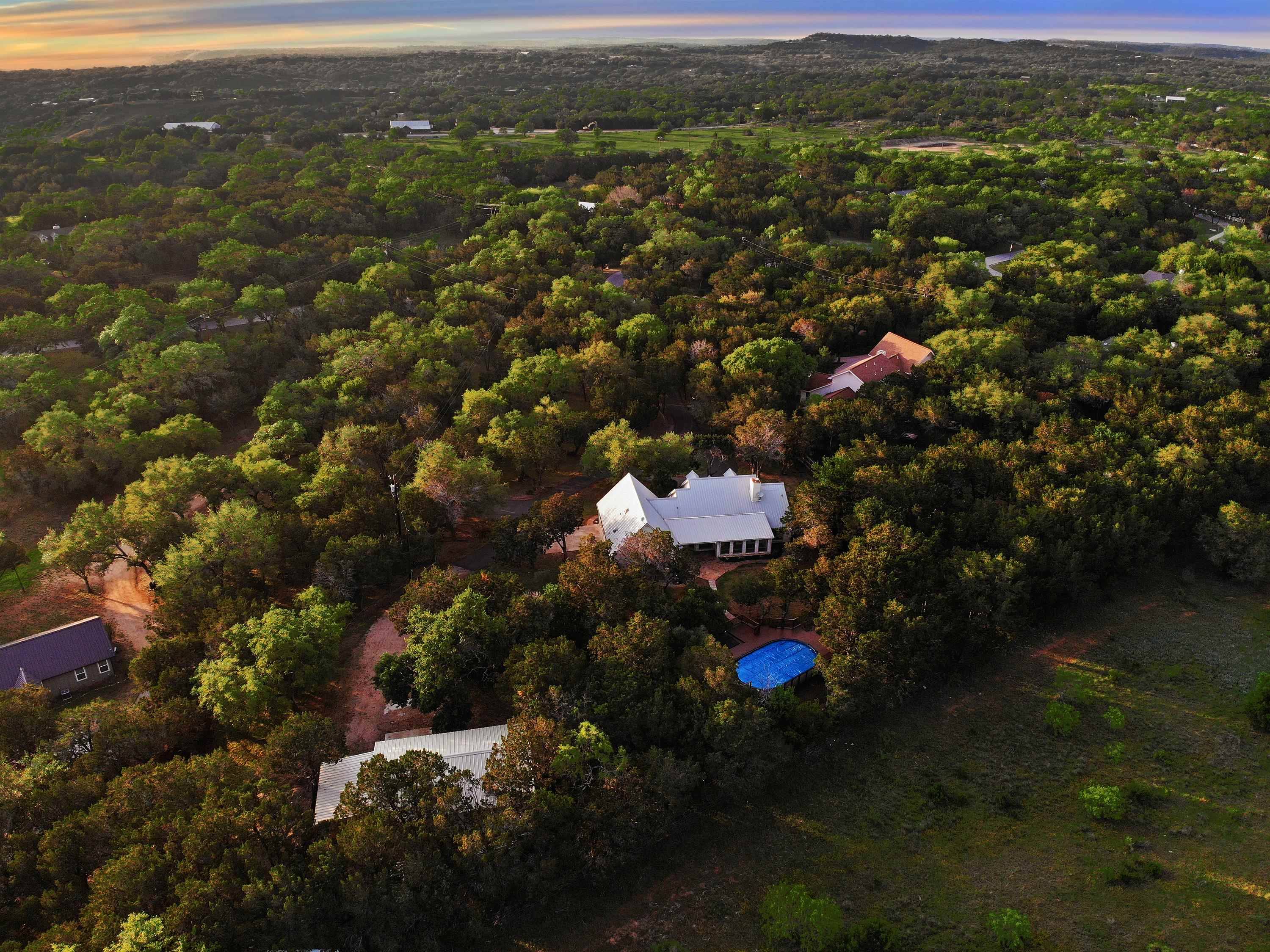 801 Avenida Serena, Marble Falls, TX 78654
