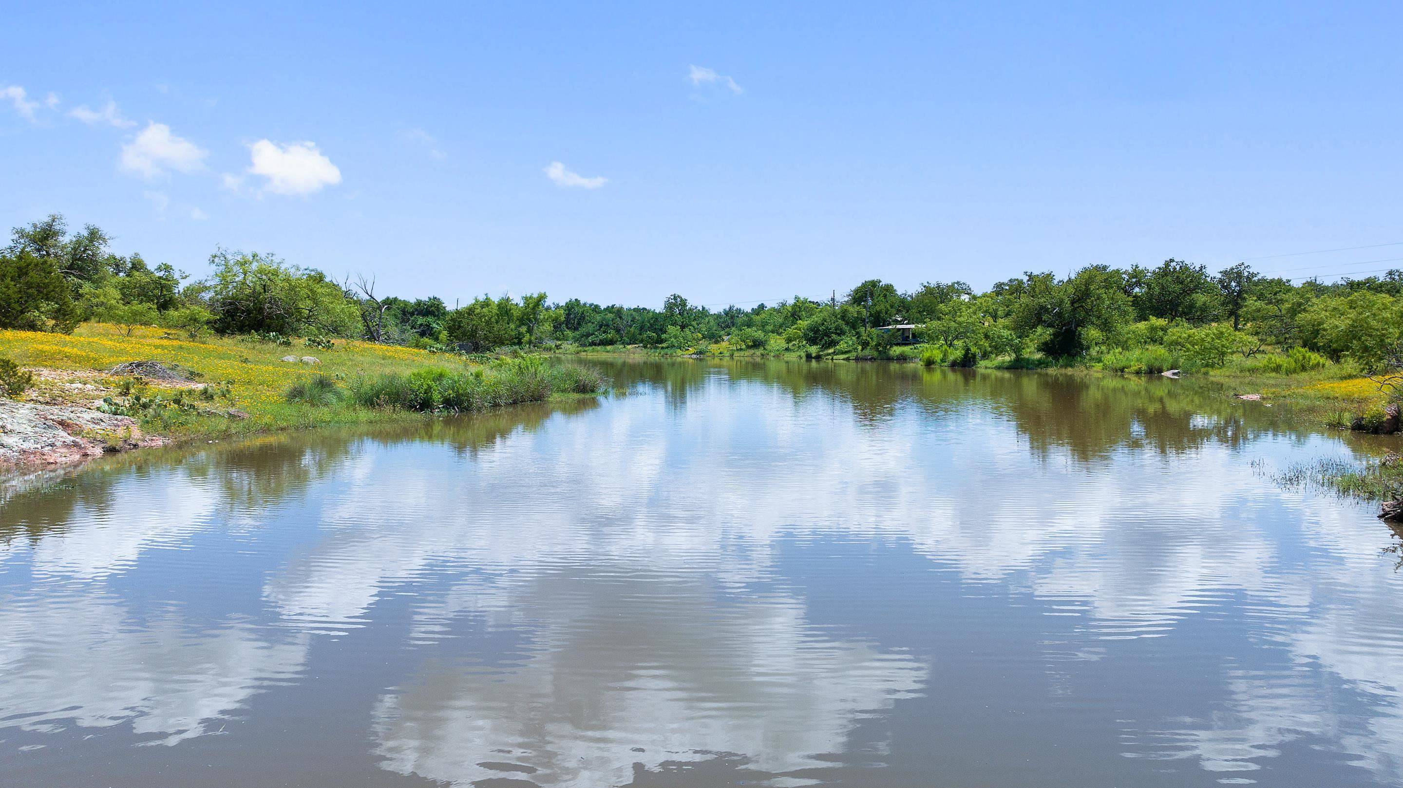 1101 Althaus-Davis RD, Fredericksburg, TX 78624