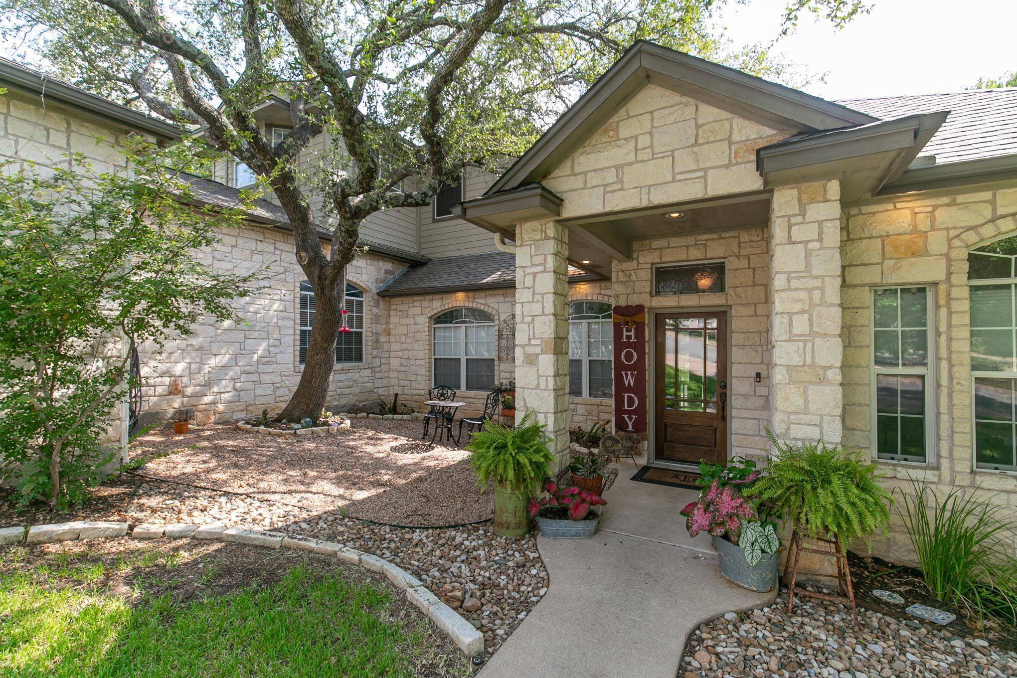 208 Gateway Circle, Marble Falls, TX 78654