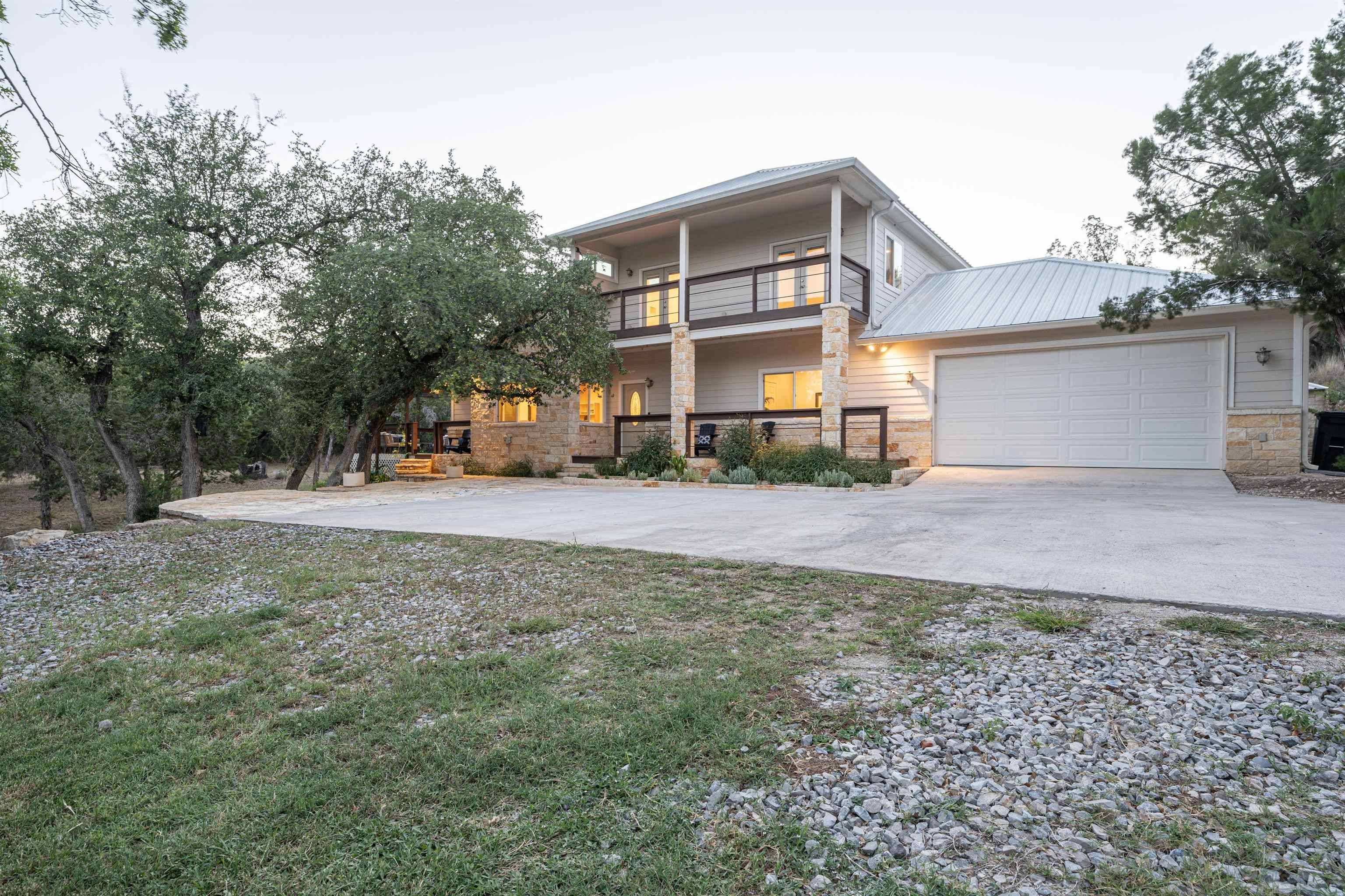 3210 R O Drive, Spicewood, TX 78669
