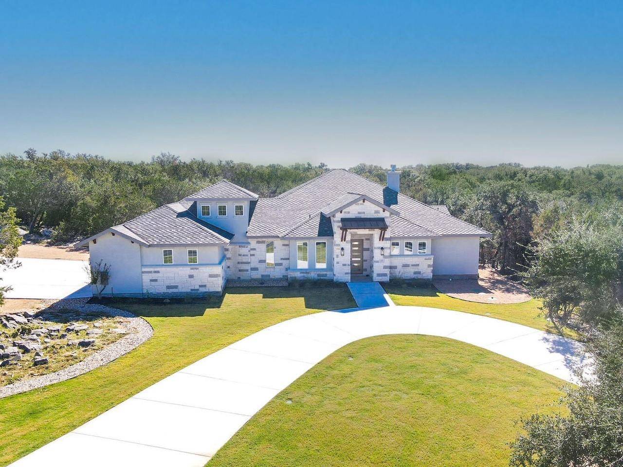 105 Hardie DR, Marble Falls, TX 78654