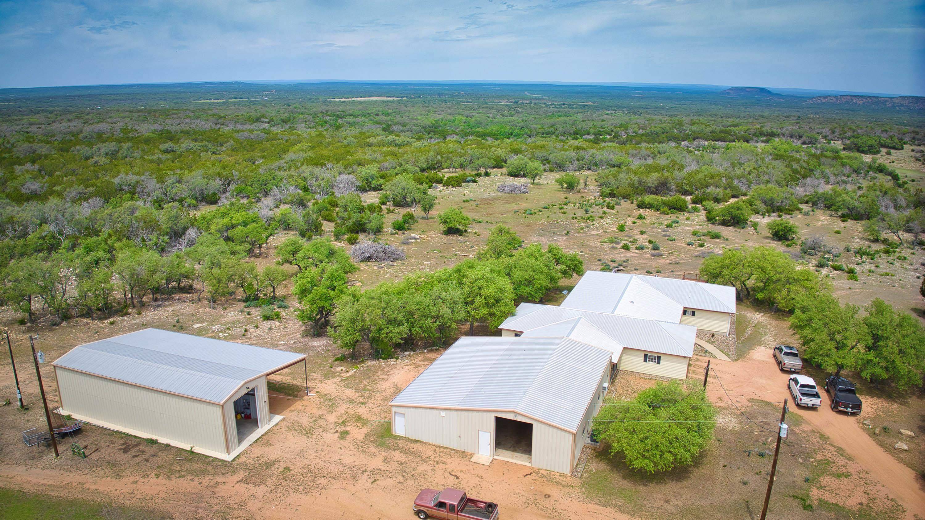 1941 Keese Sagebiel RD, Fredericksburg, TX 78624