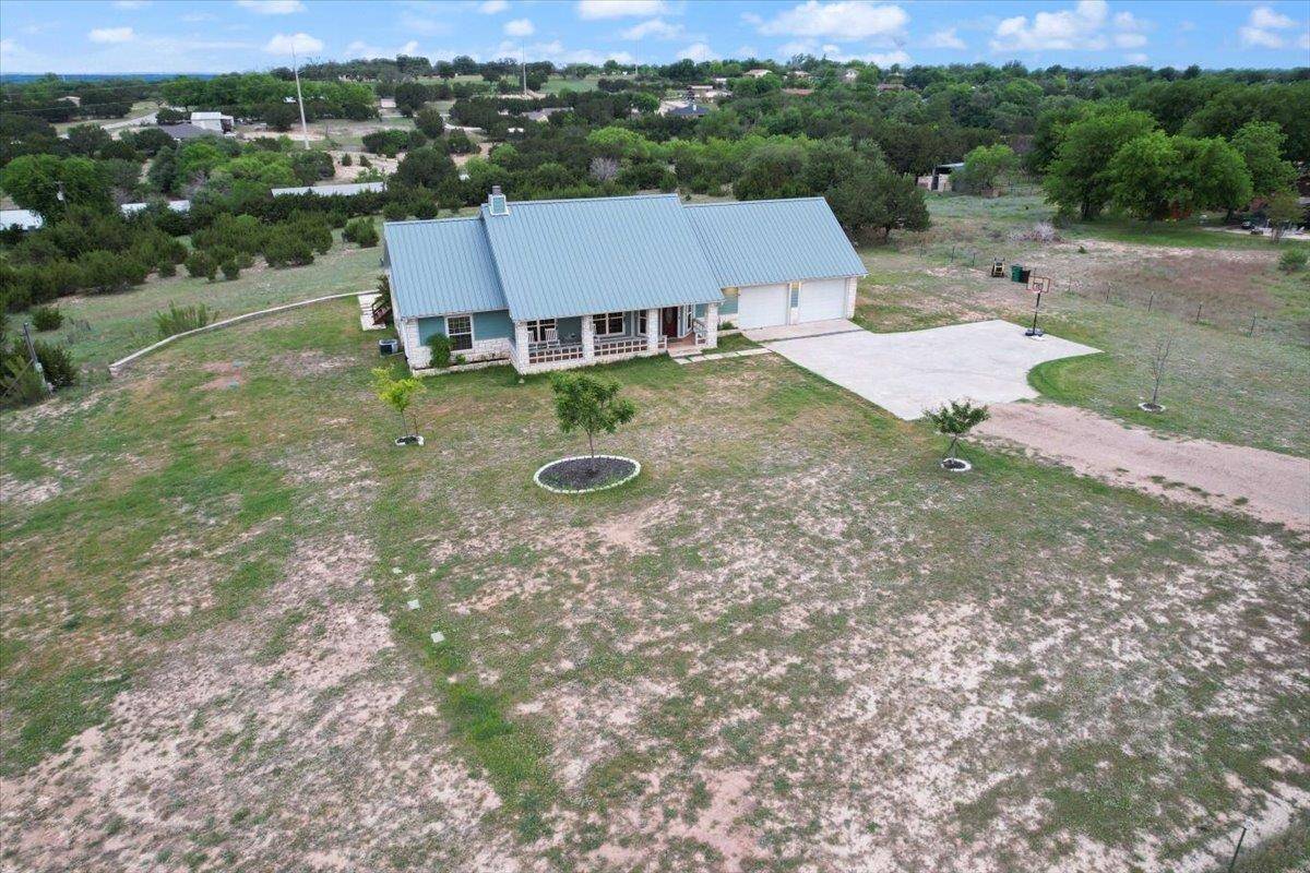 551 County Road 1030, Lampasas, TX 76550-0000