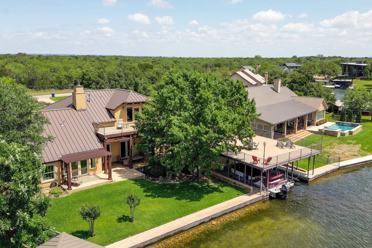 325 W Wilderness DR, Marble Falls, TX 78657