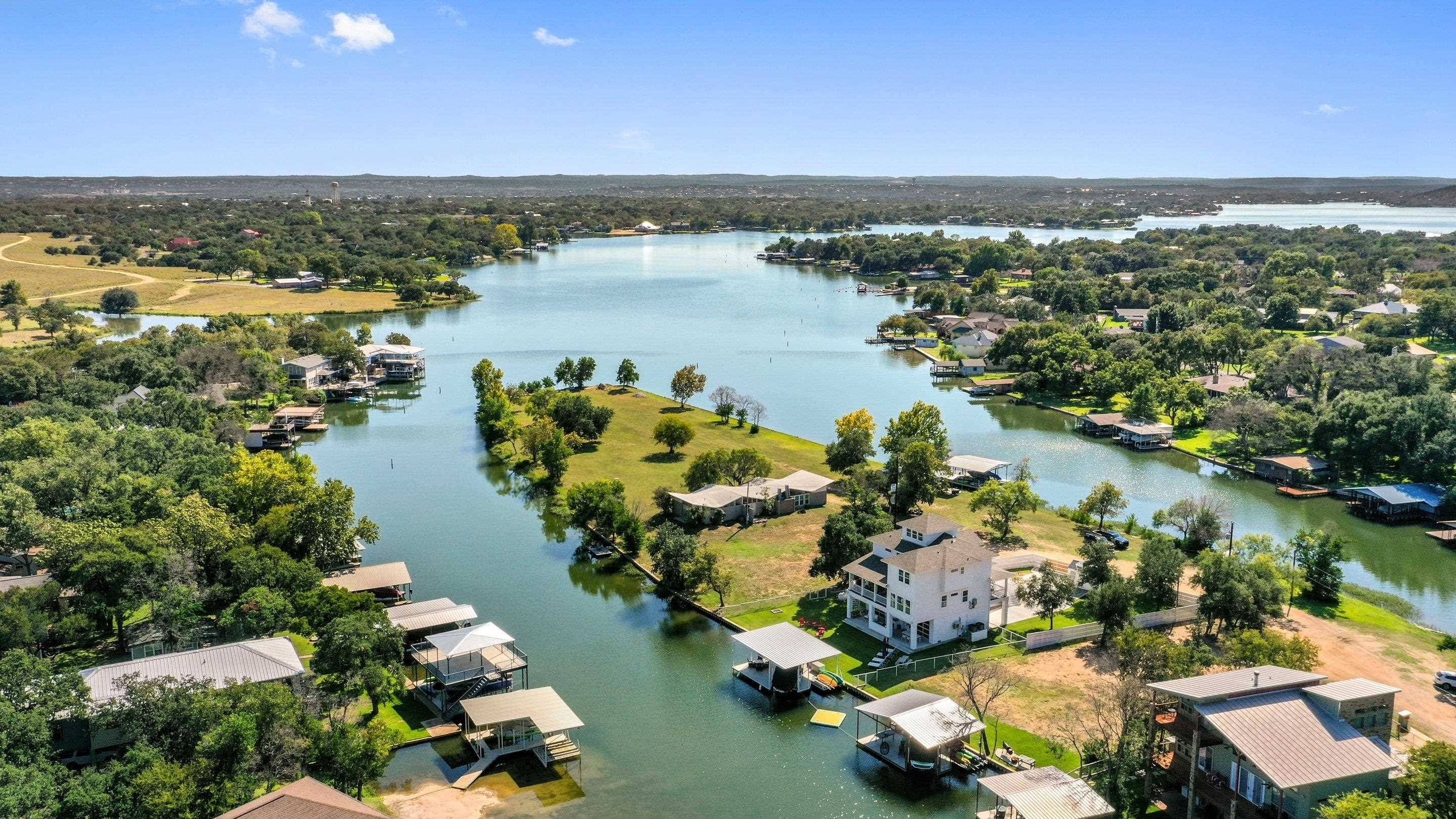 513 Oleander DR, Marble Falls, TX 78654