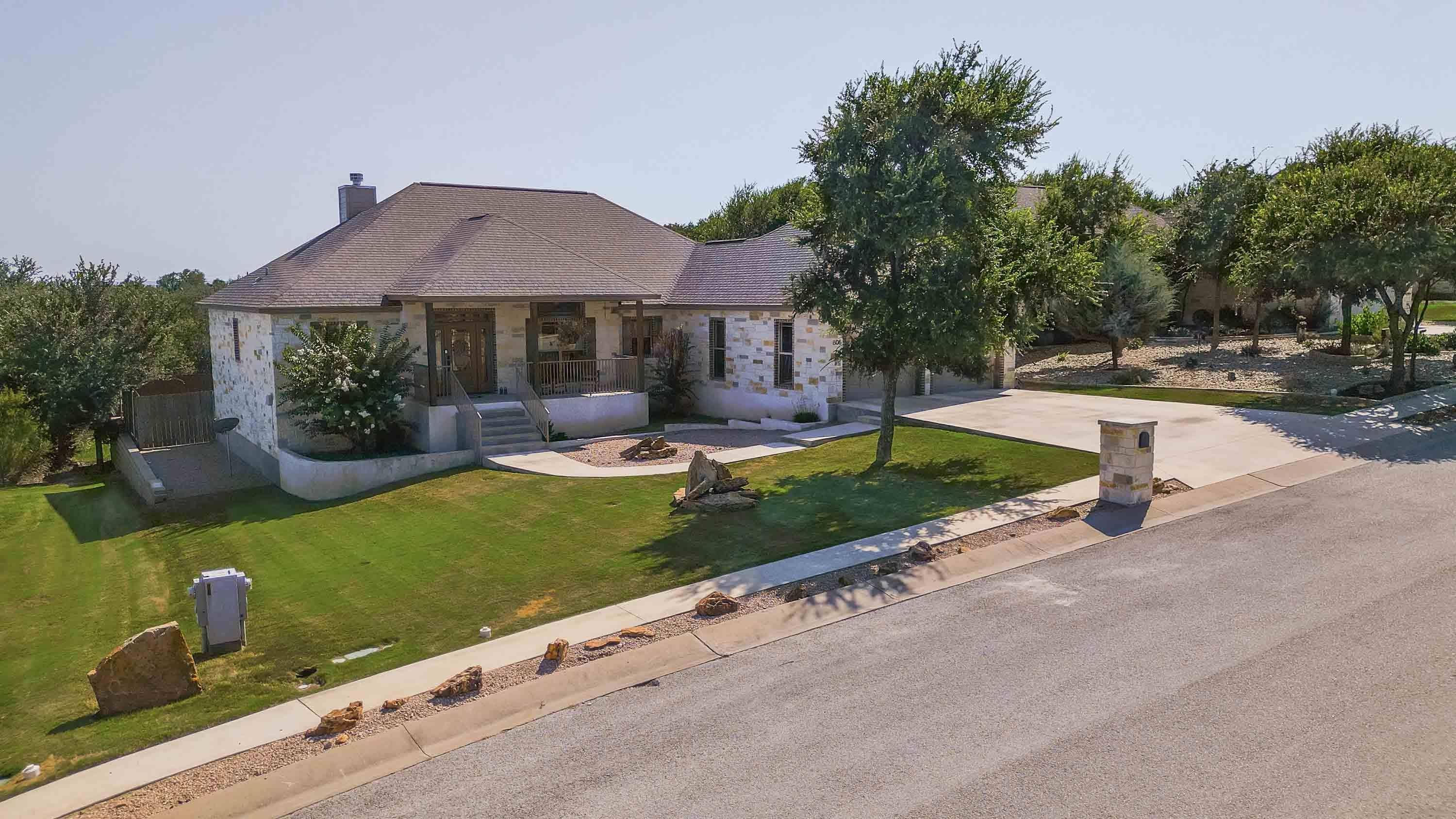 606 Woodland Park DR, Marble Falls, TX 78654