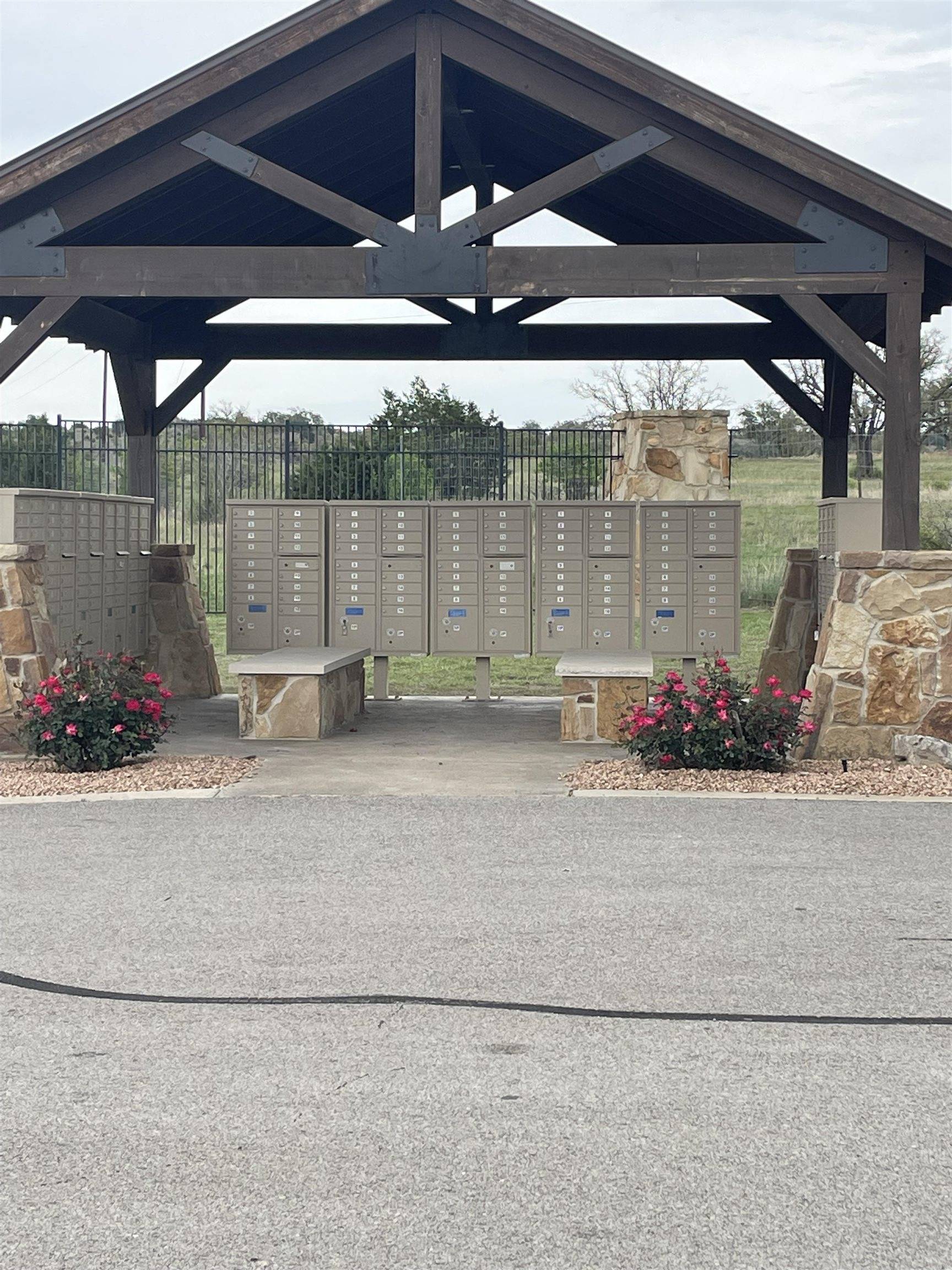 433 Cedar Mountain Dr DR, Marble Falls, TX 78654