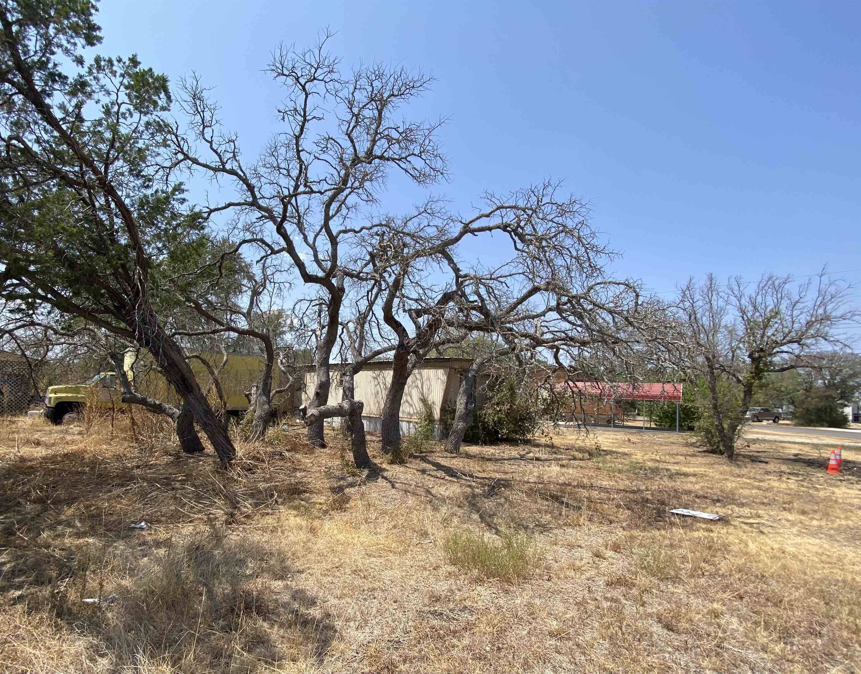 413 CR 425, Spicewood, TX 78669