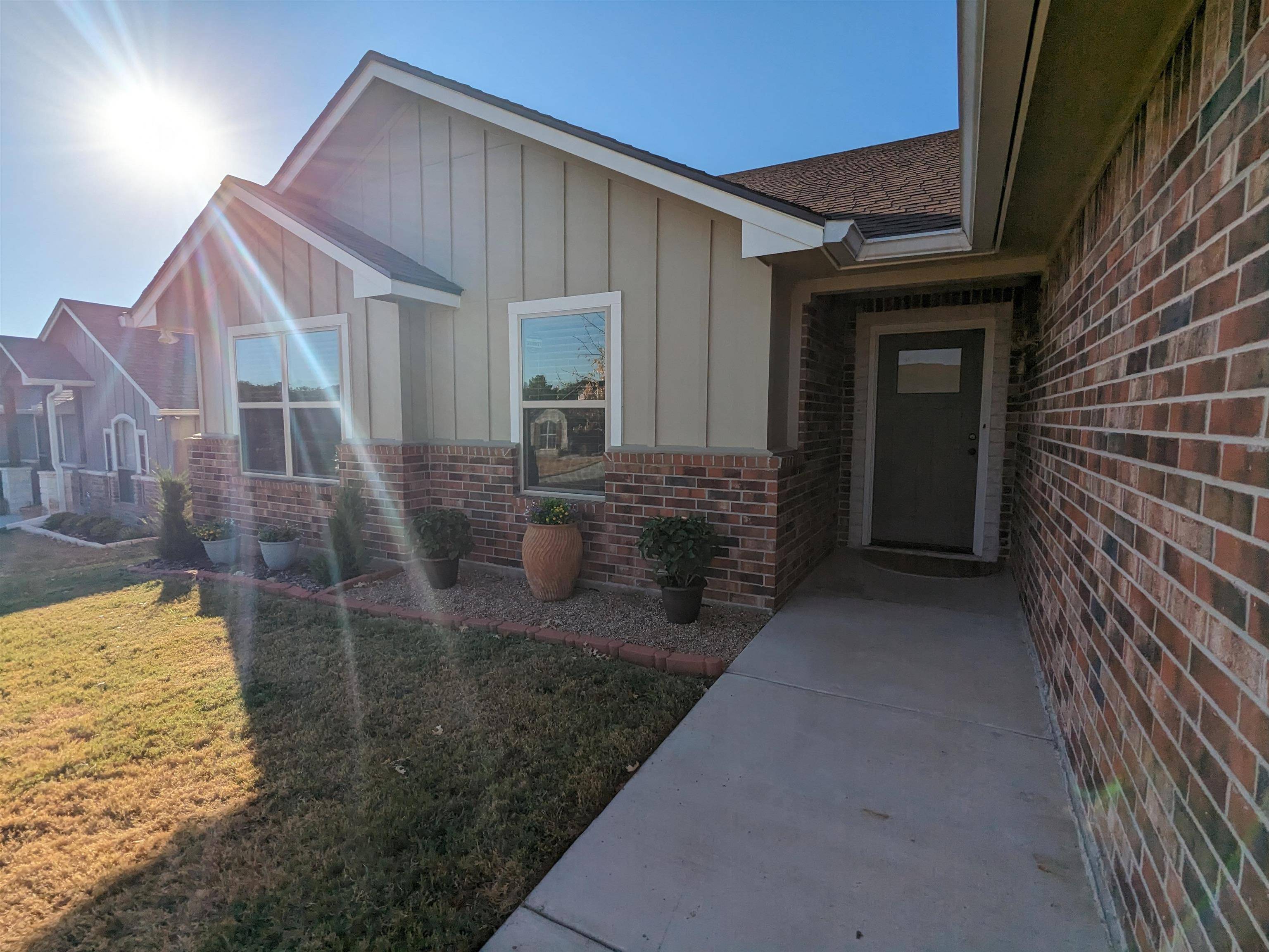 1154 Limestone Dr, Lampasas, TX 76550
