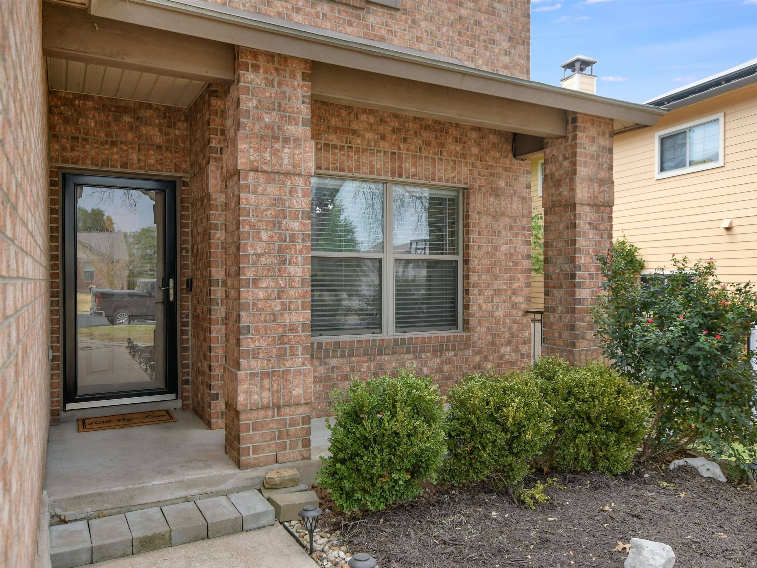 100 E Wildflower BLVD, Marble Falls, TX 78654