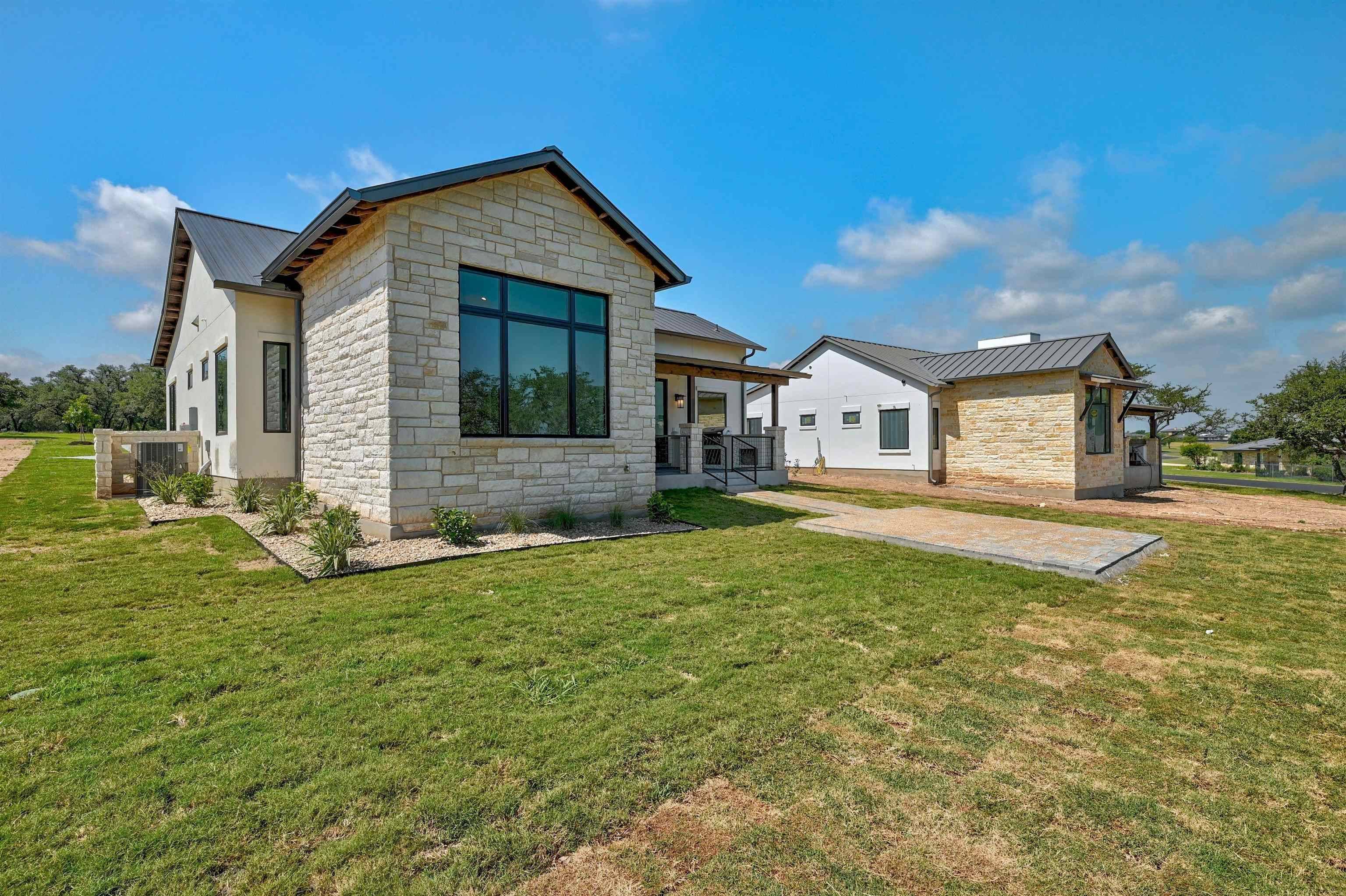25001 stableford CIR, Spicewood, TX 78669