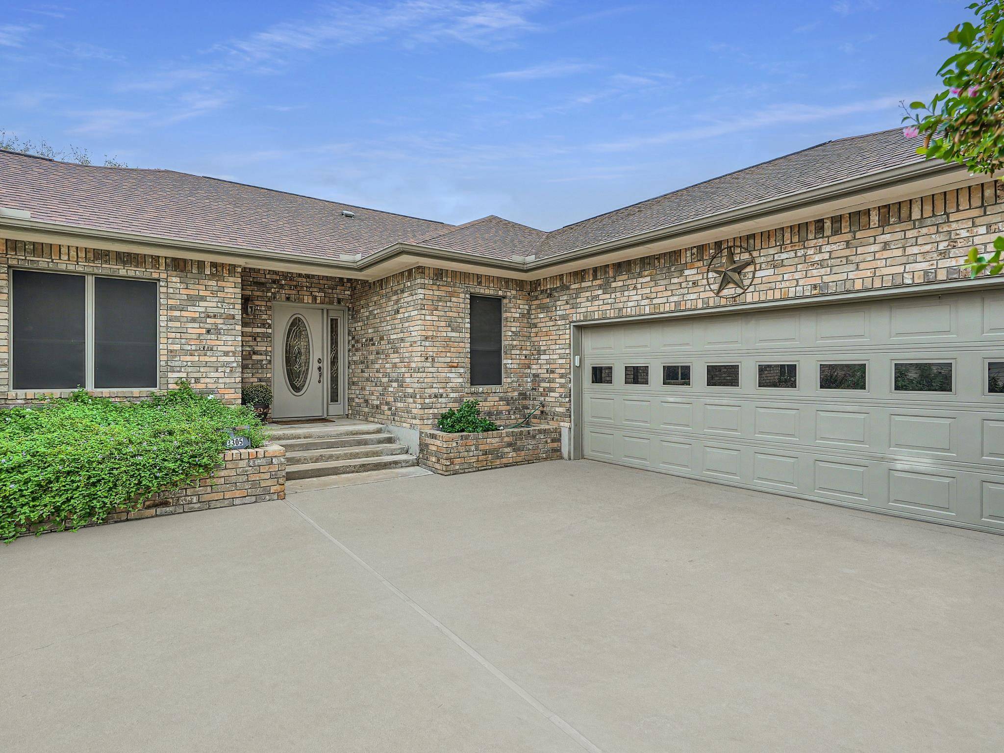 3305 E Scenic LOOP, Marble Falls, TX 78654