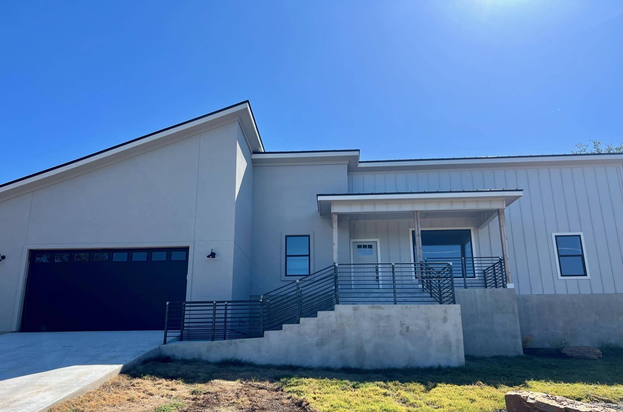 601 Taylor DR, Marble Falls, TX 78654