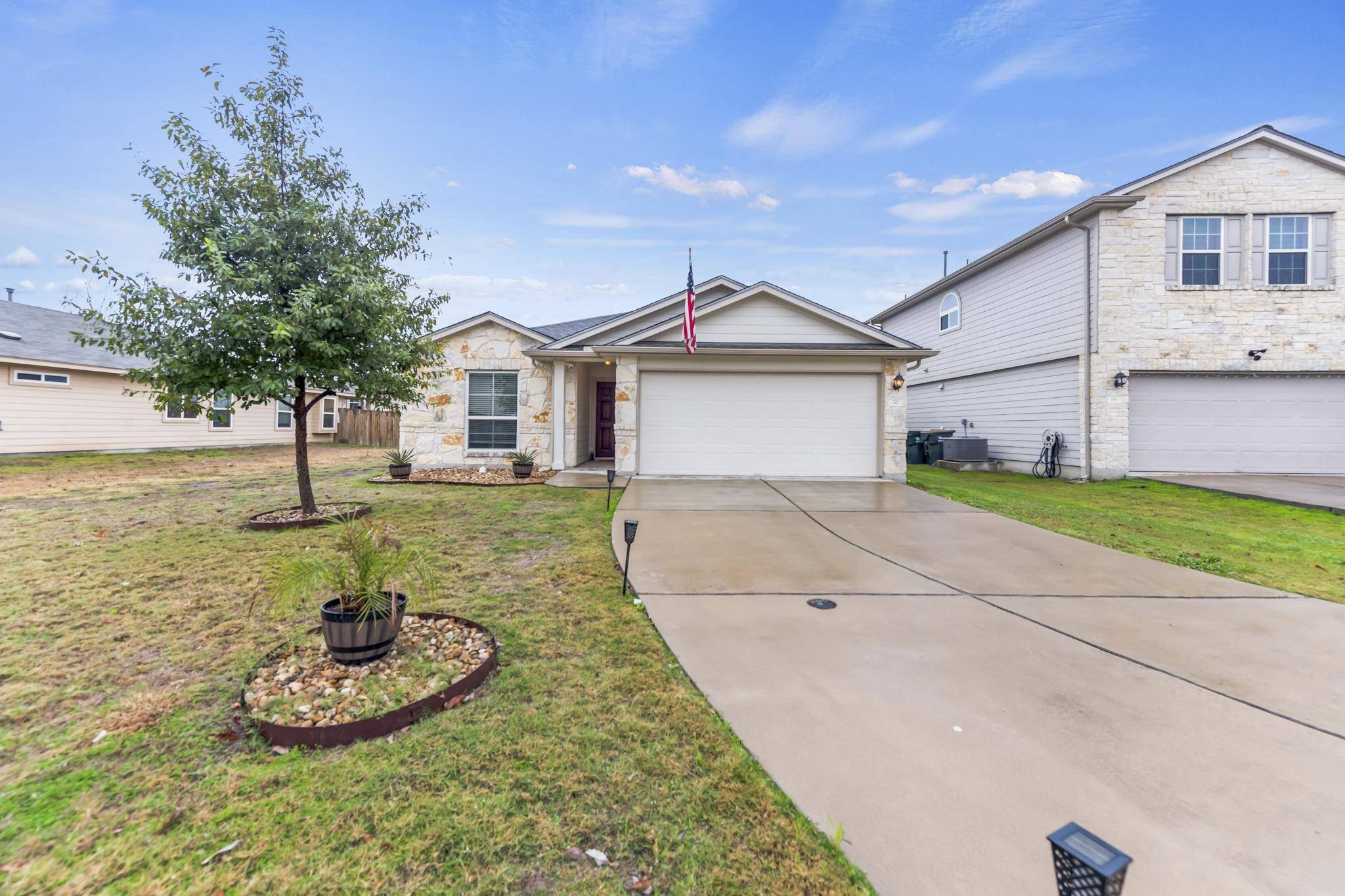 70 CHURCHILL FARMS DR RD, Georgetown, TX 78626-9999