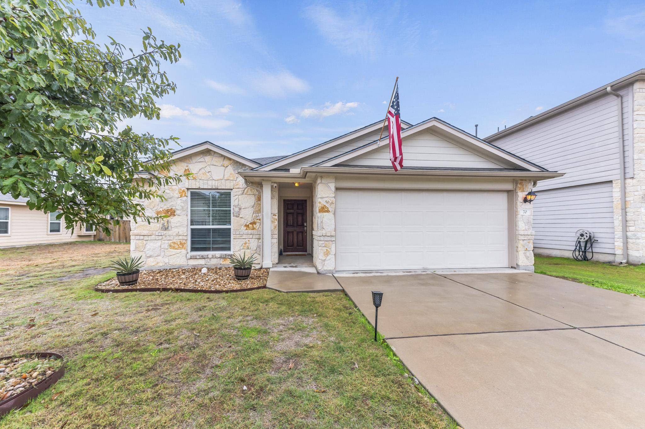 70 CHURCHILL FARMS DR RD, Georgetown, TX 78626-9999