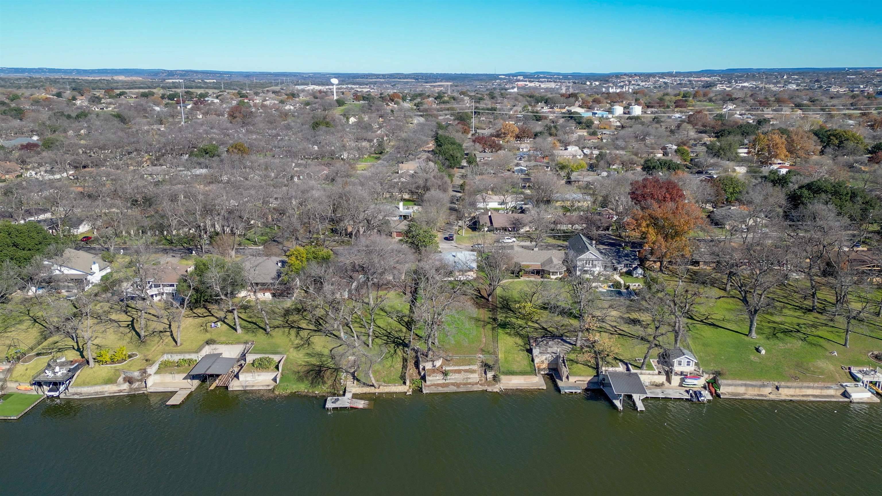 1216 Pecan DR, Marble Falls, TX 78654