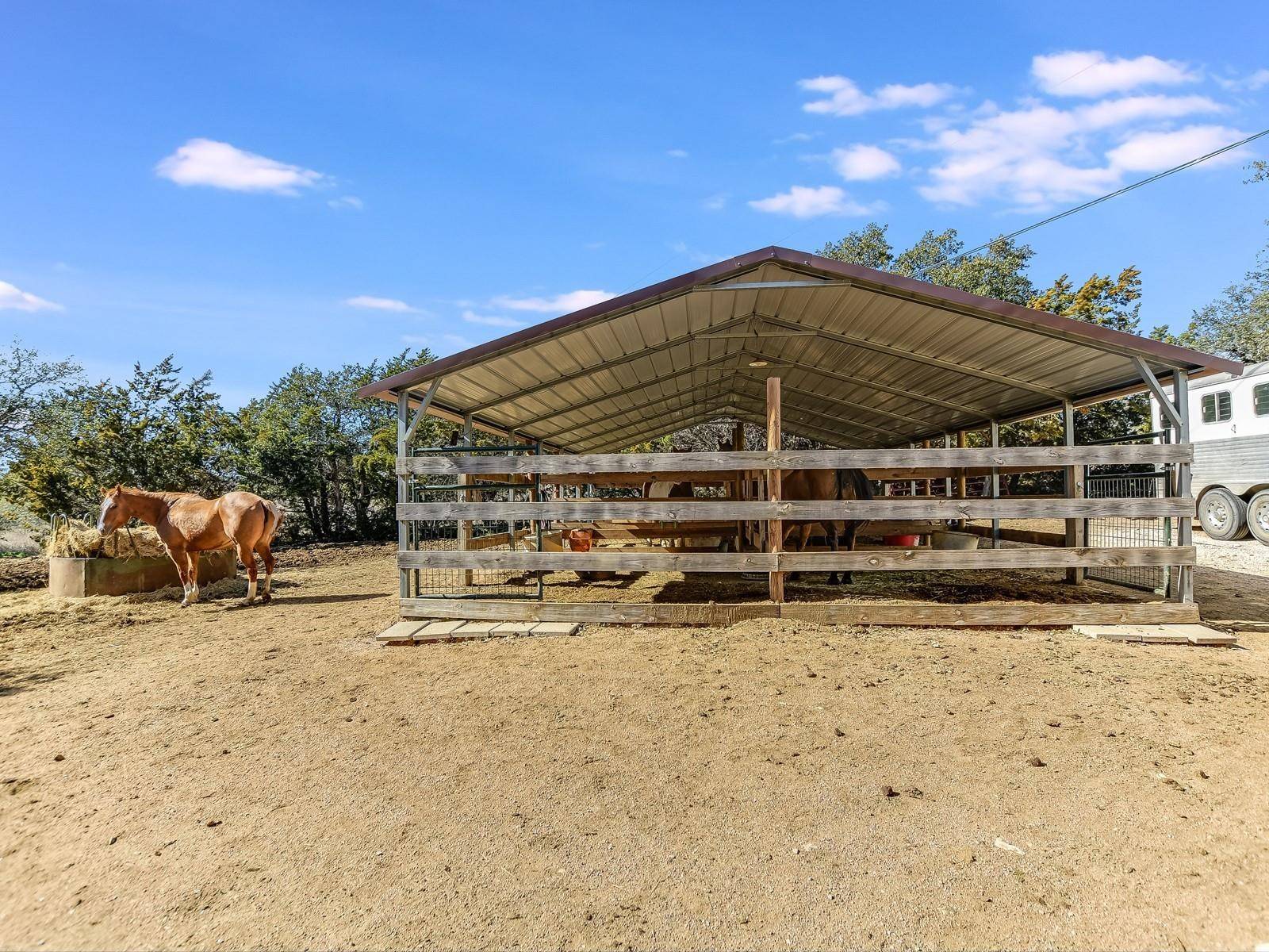 110 Diamondback, Round Mountain, TX 78663
