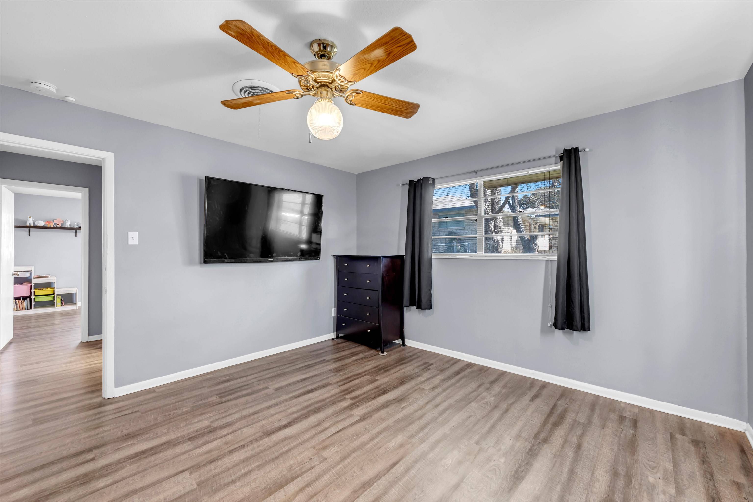 2503 Circle Dr, Marble Falls, TX 78654