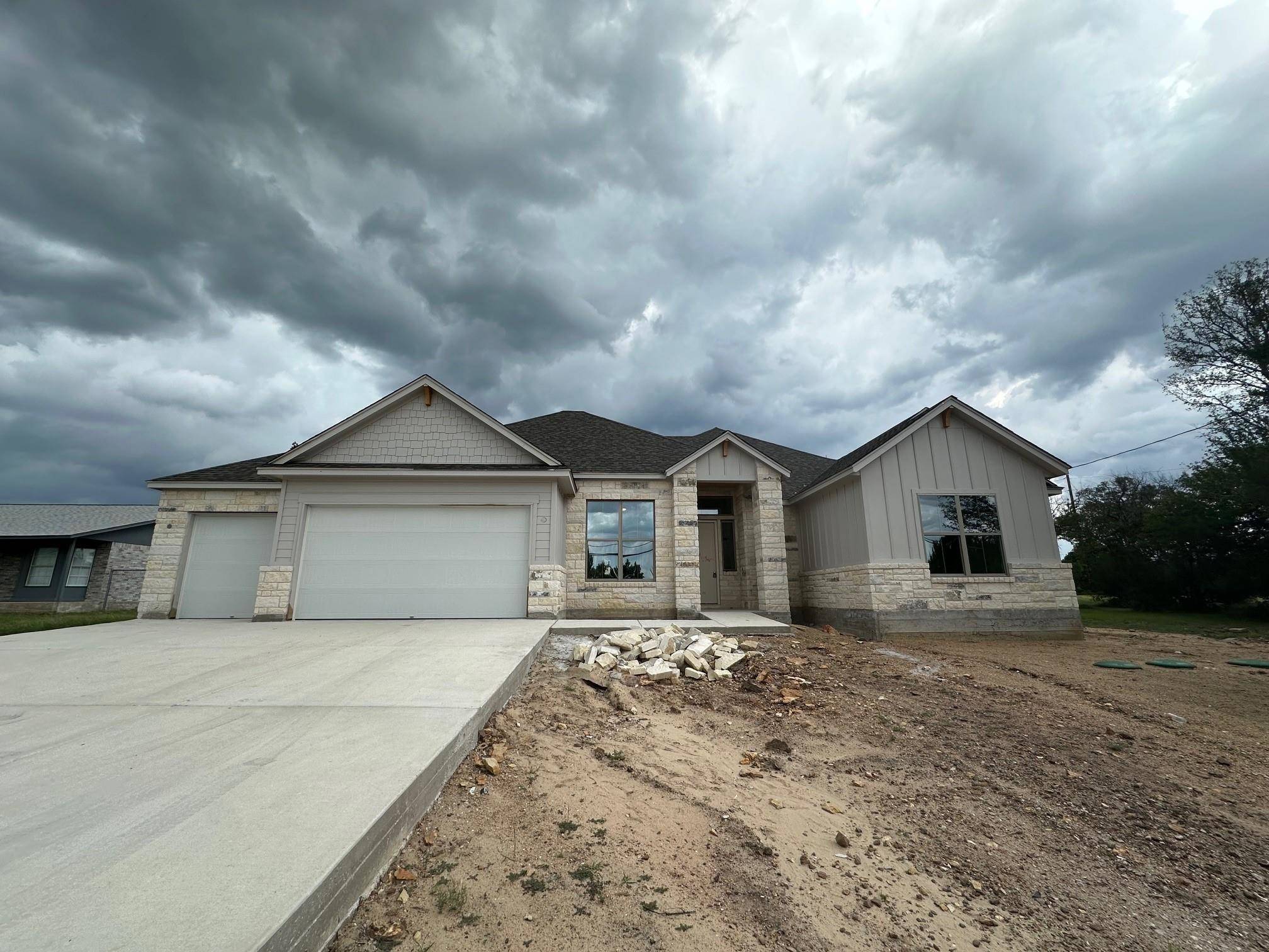 901 Sherman, Marble Falls, TX 78654