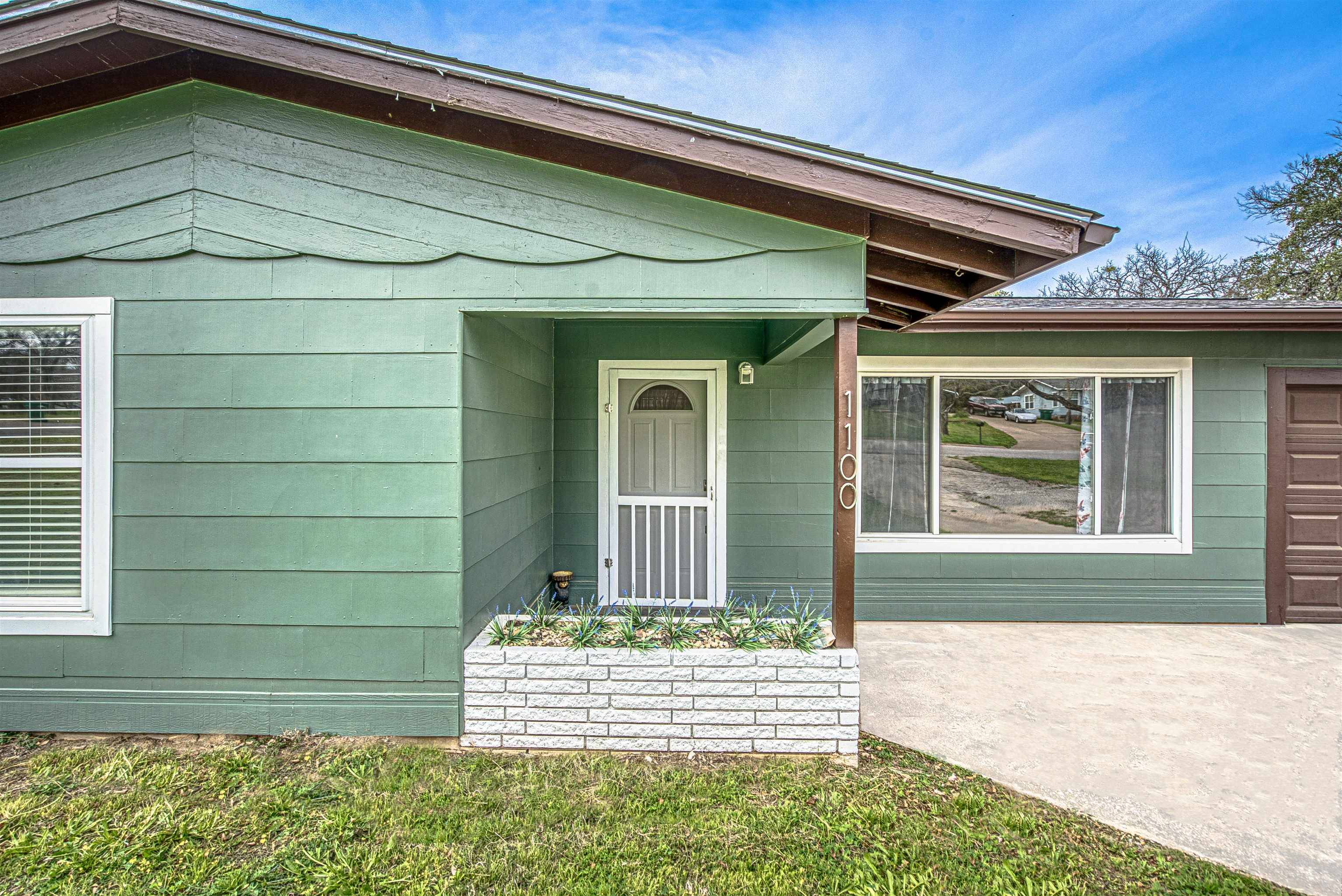 1100 Avenue D, Marble Falls, TX 78654