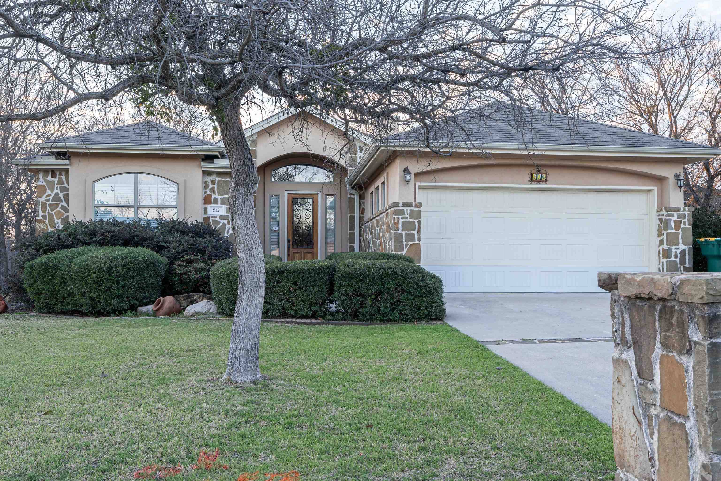 812 Woodland Park DR, Marble Falls, TX 78654