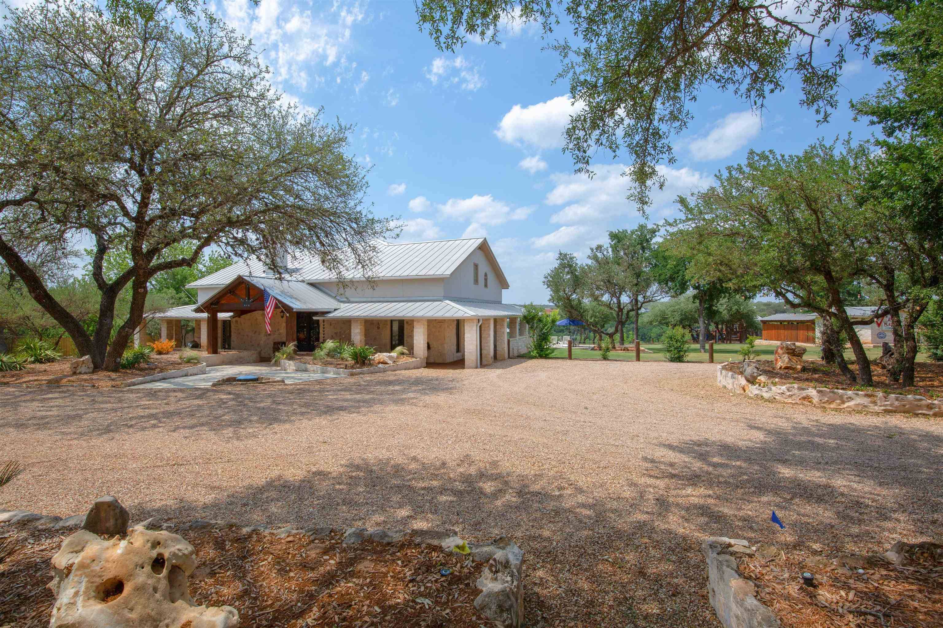 3114 Pace Bend RD, Spicewood, TX 78669