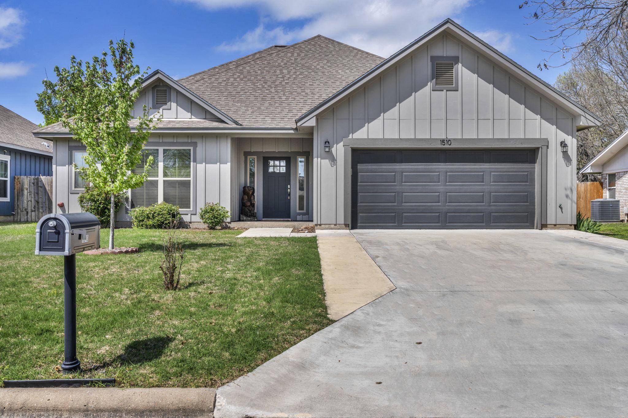 1510 Ocotilla, Marble Falls, TX 78654