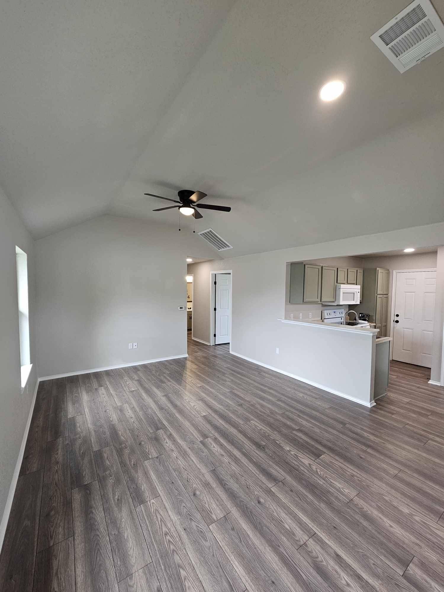 405 Ave. U, Marble Falls, TX 78654