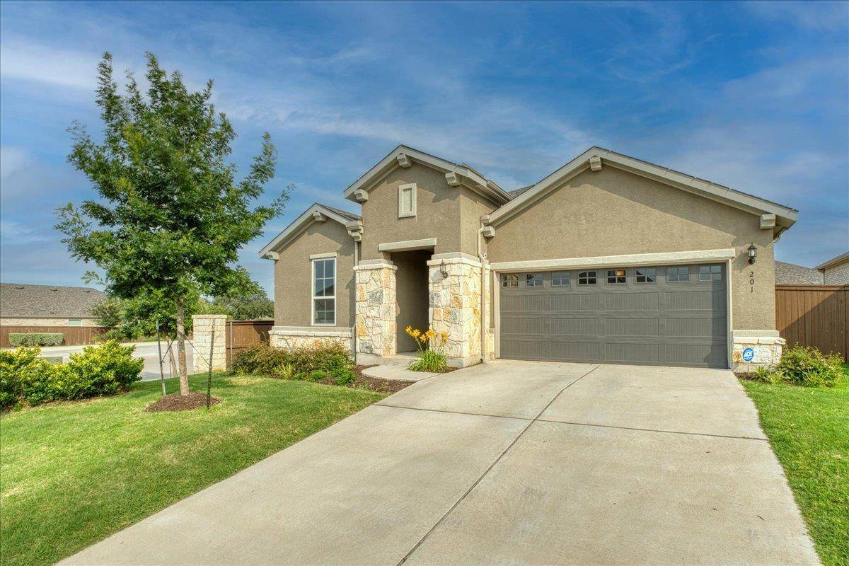 201 Jasmine LN, Marble Falls, TX 78654